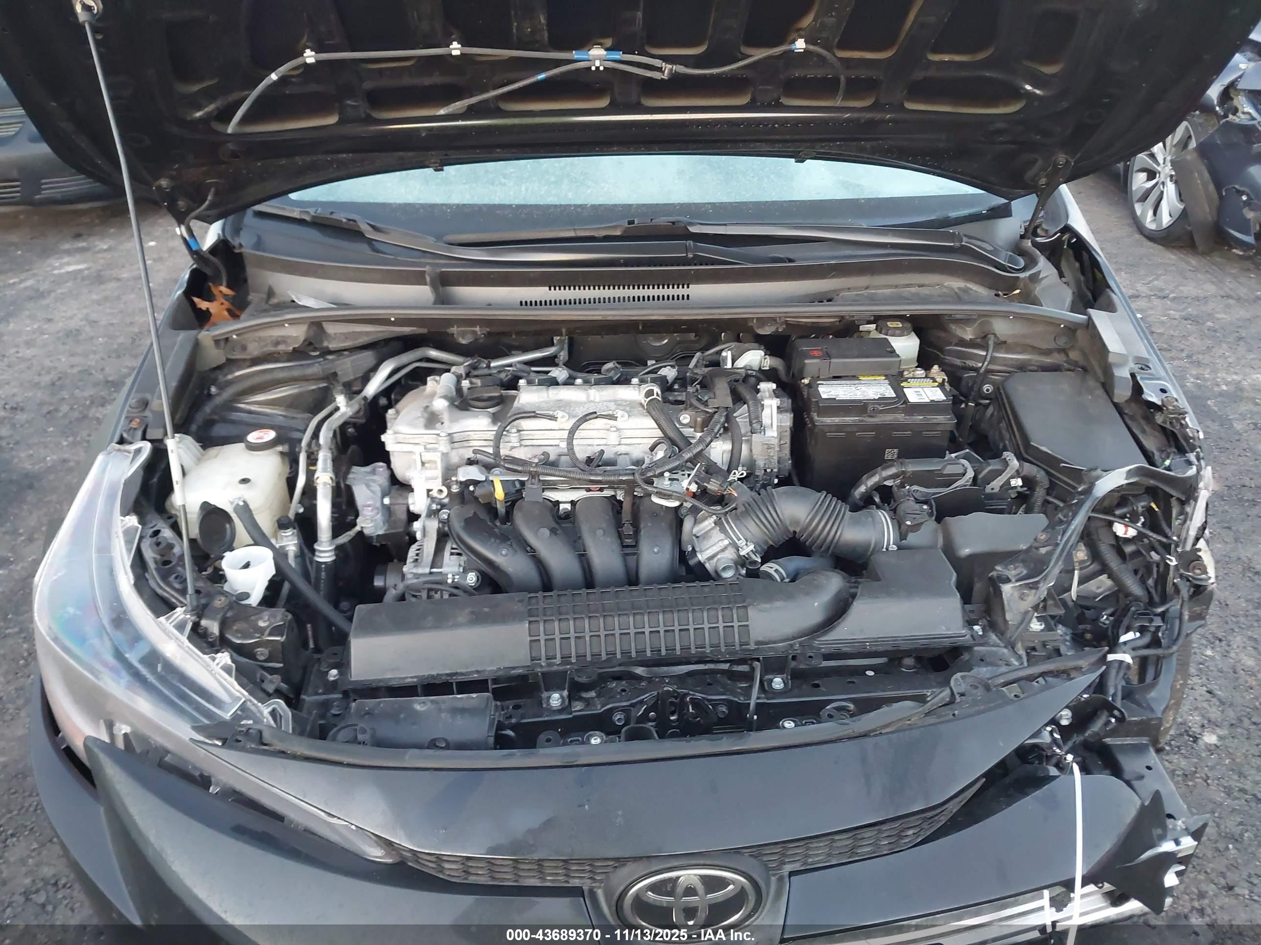 TOYOTA COROLLA image 10