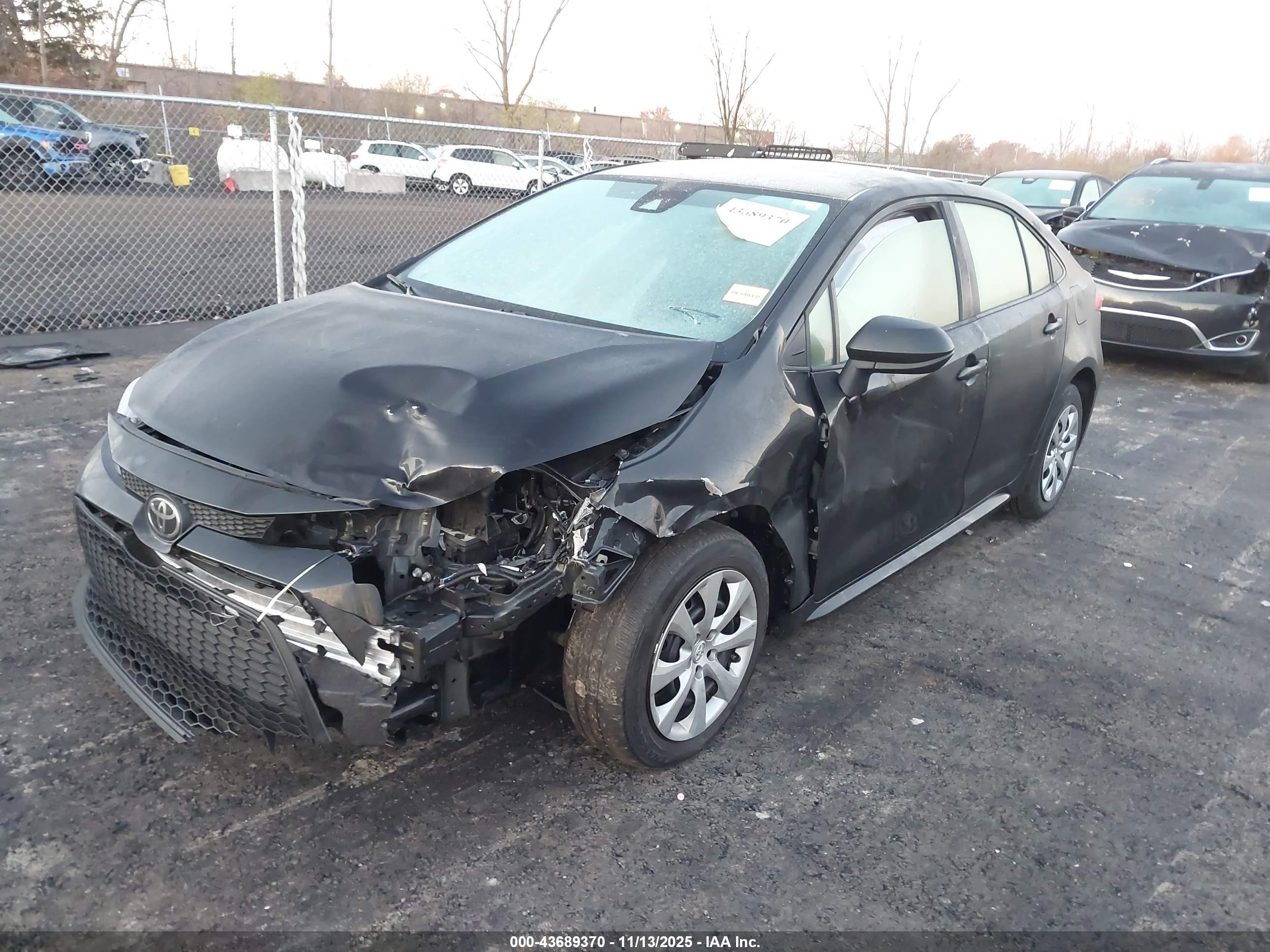 TOYOTA COROLLA image 2