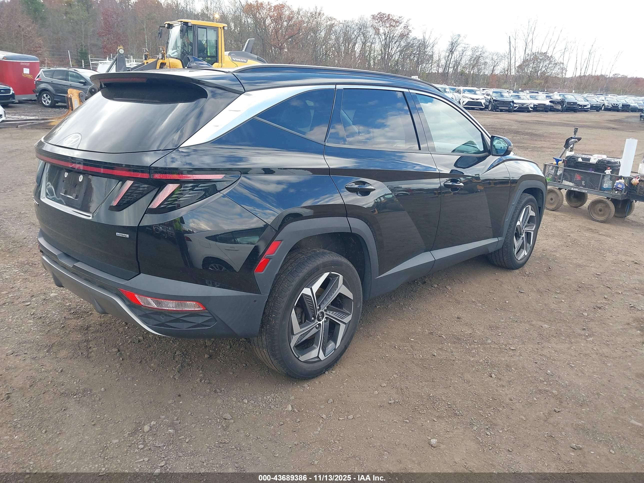 HYUNDAI TUCSON image 4
