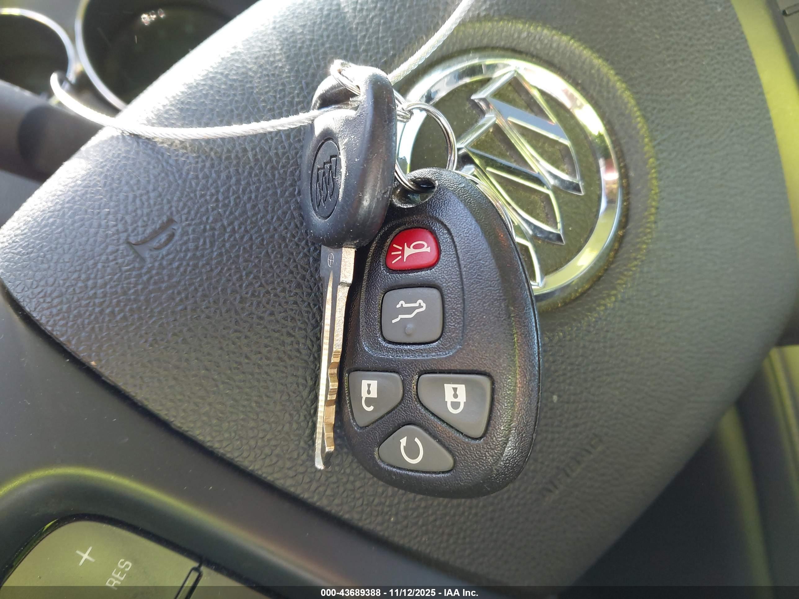 BUICK ENCLAVE image 11