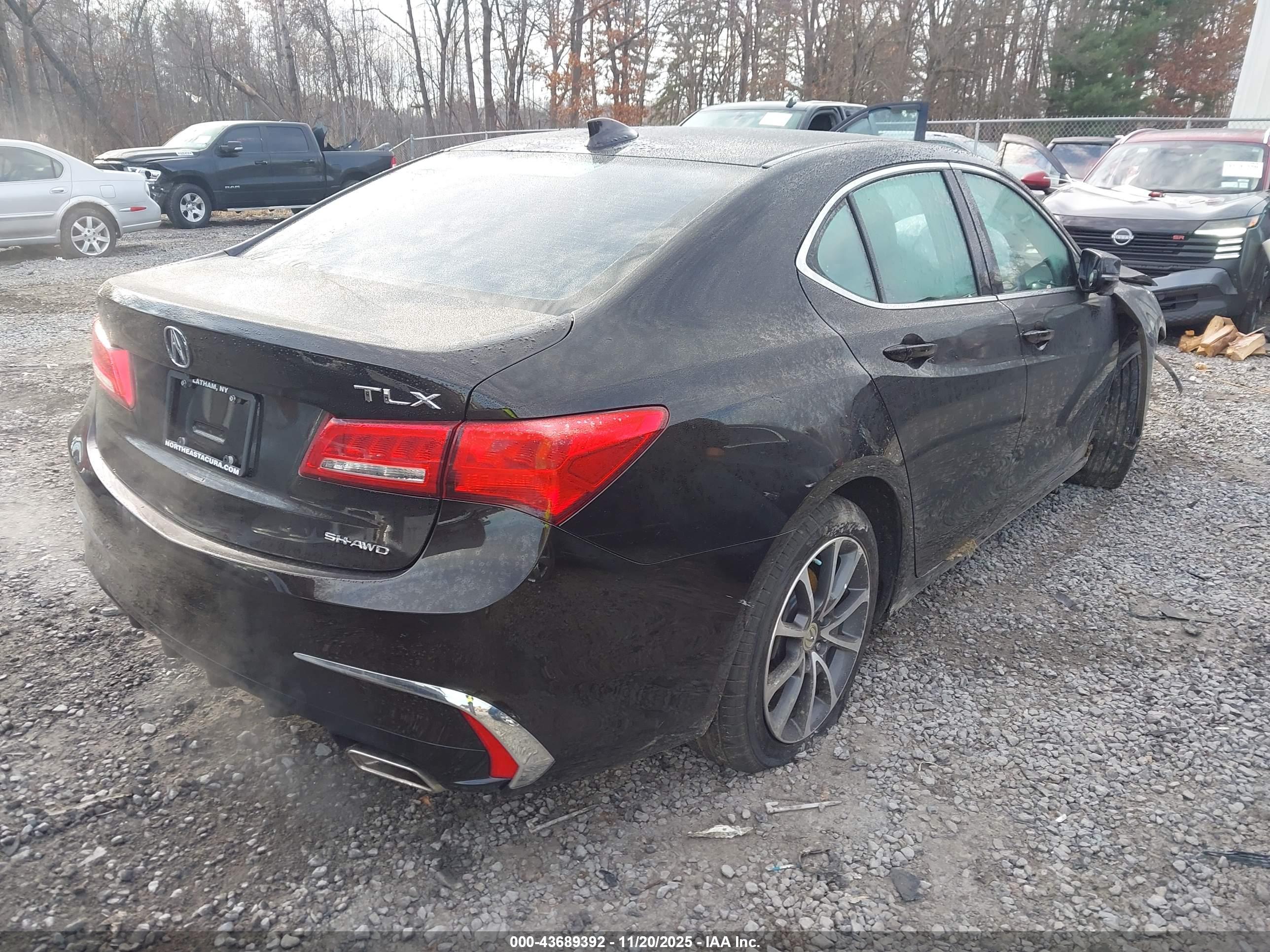 ACURA TLX image 4