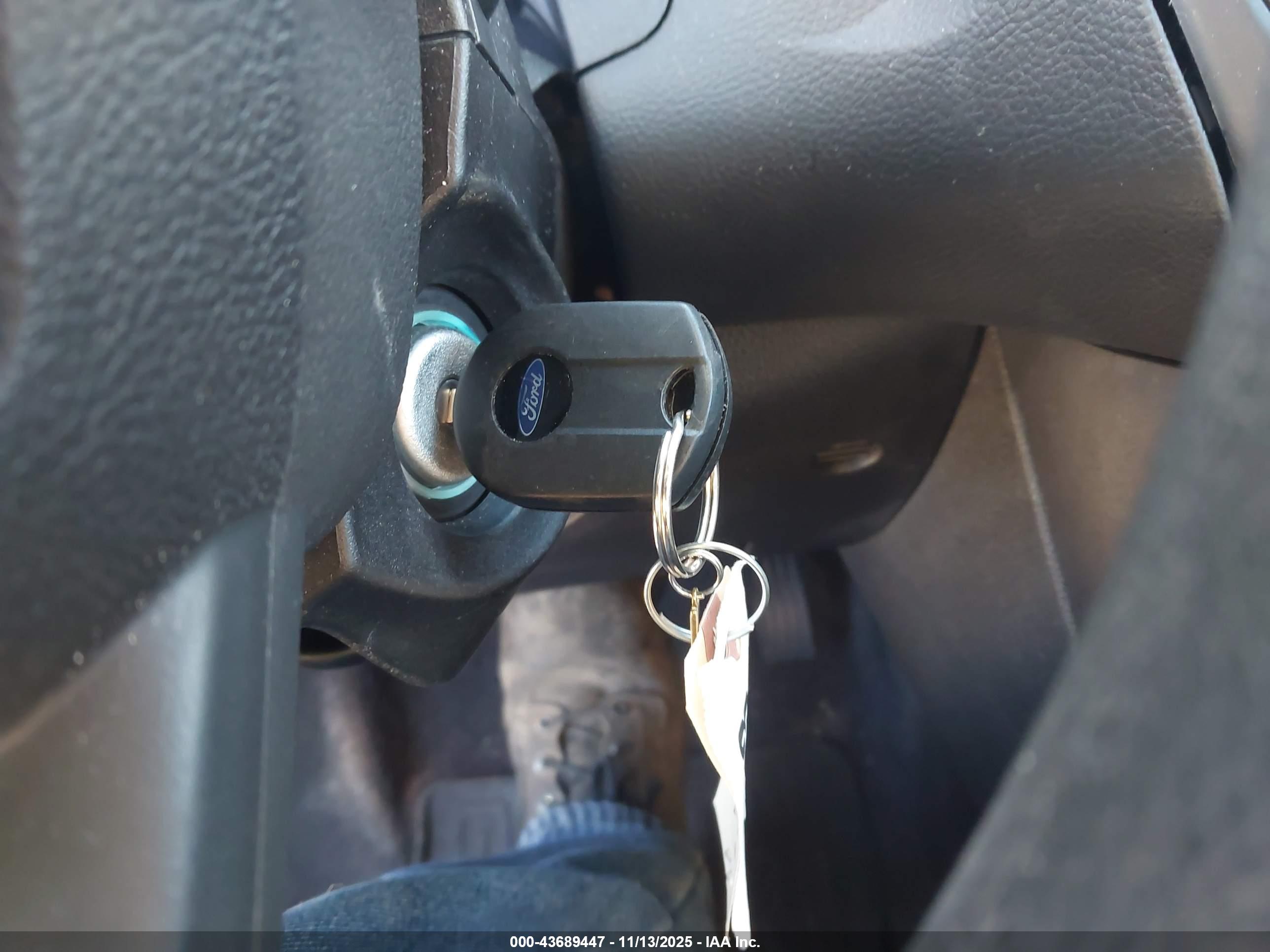 FORD FOCUS image 11