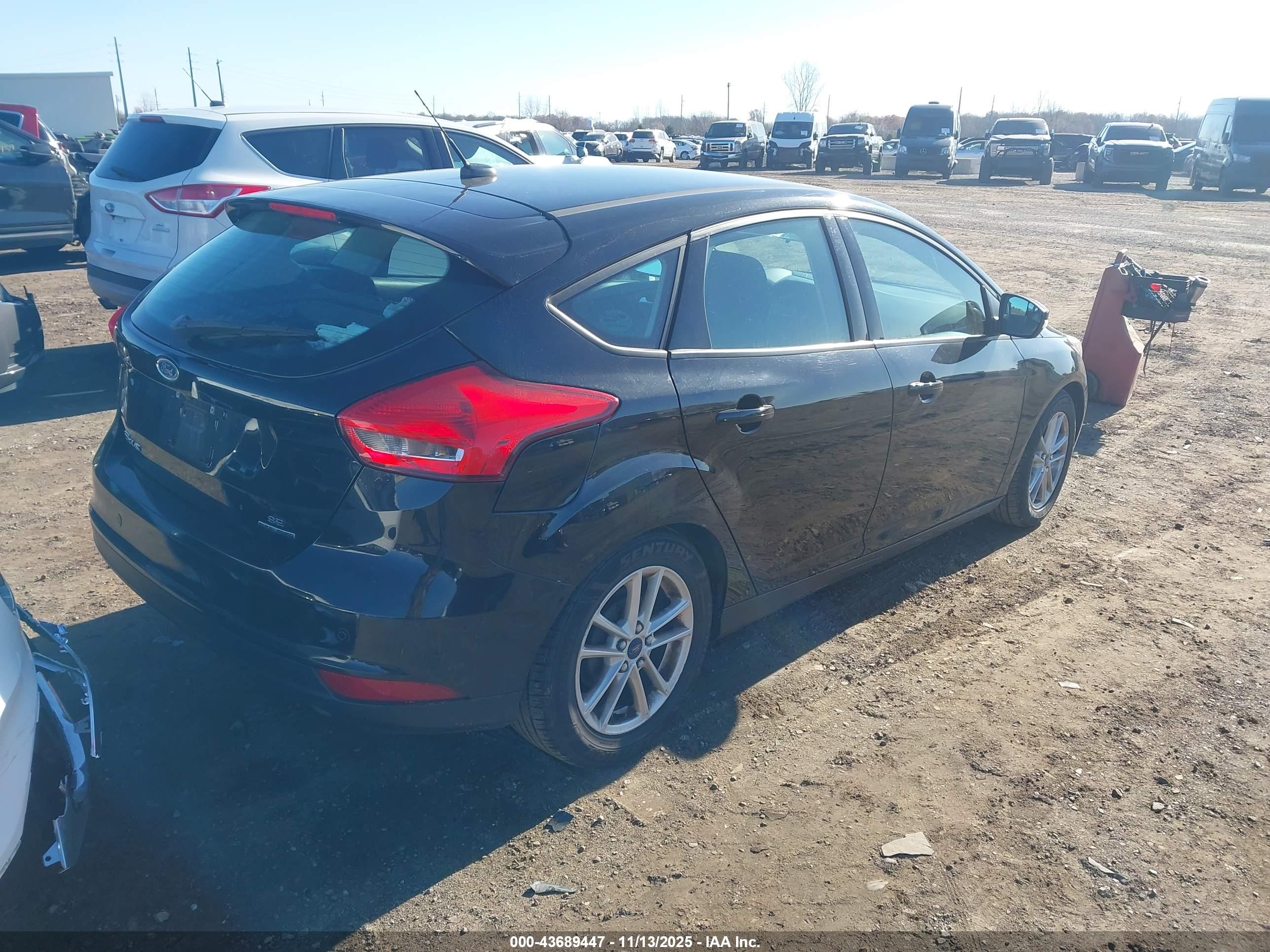 FORD FOCUS image 4