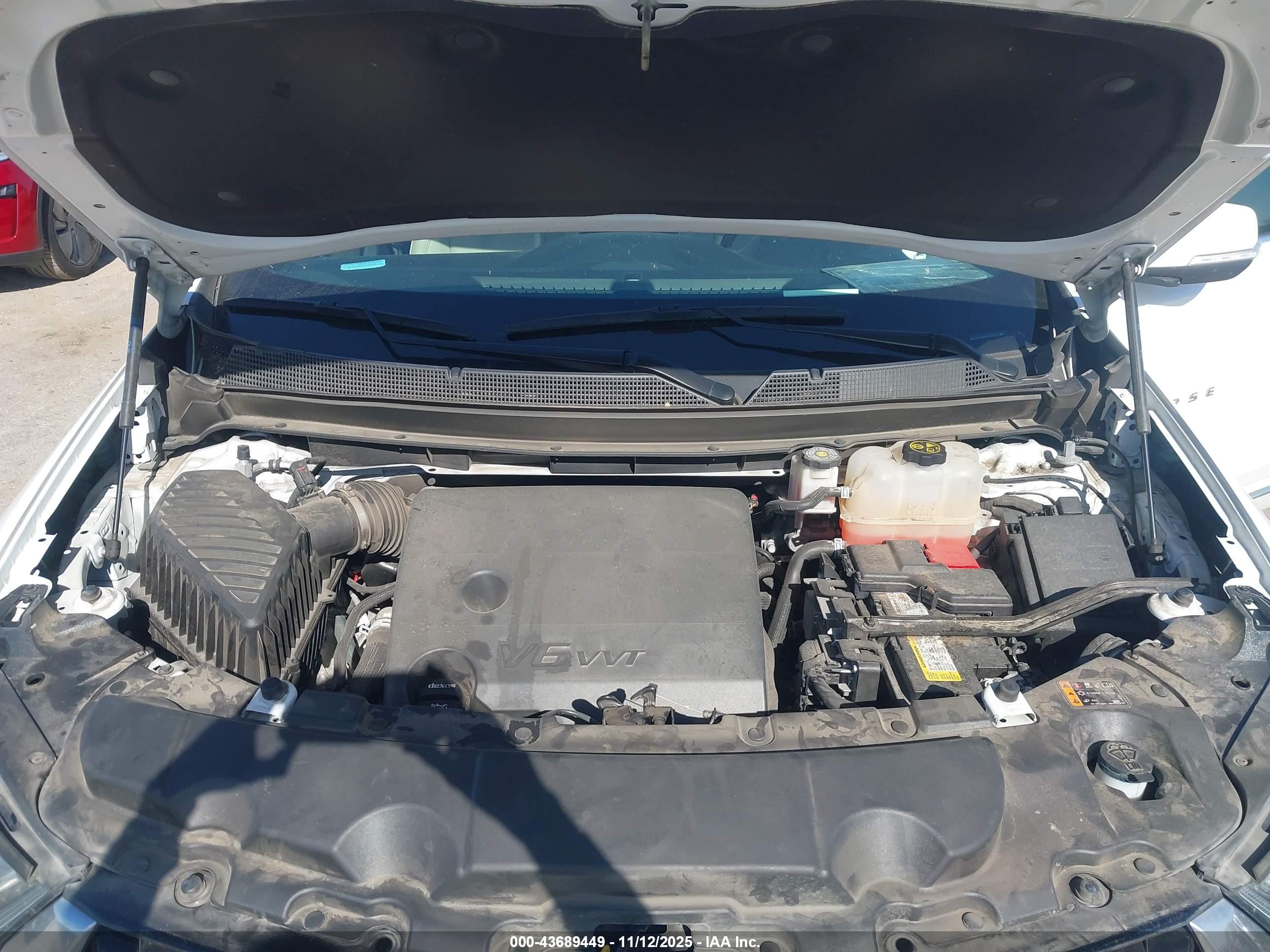 CHEVROLET TRAVERSE image 10