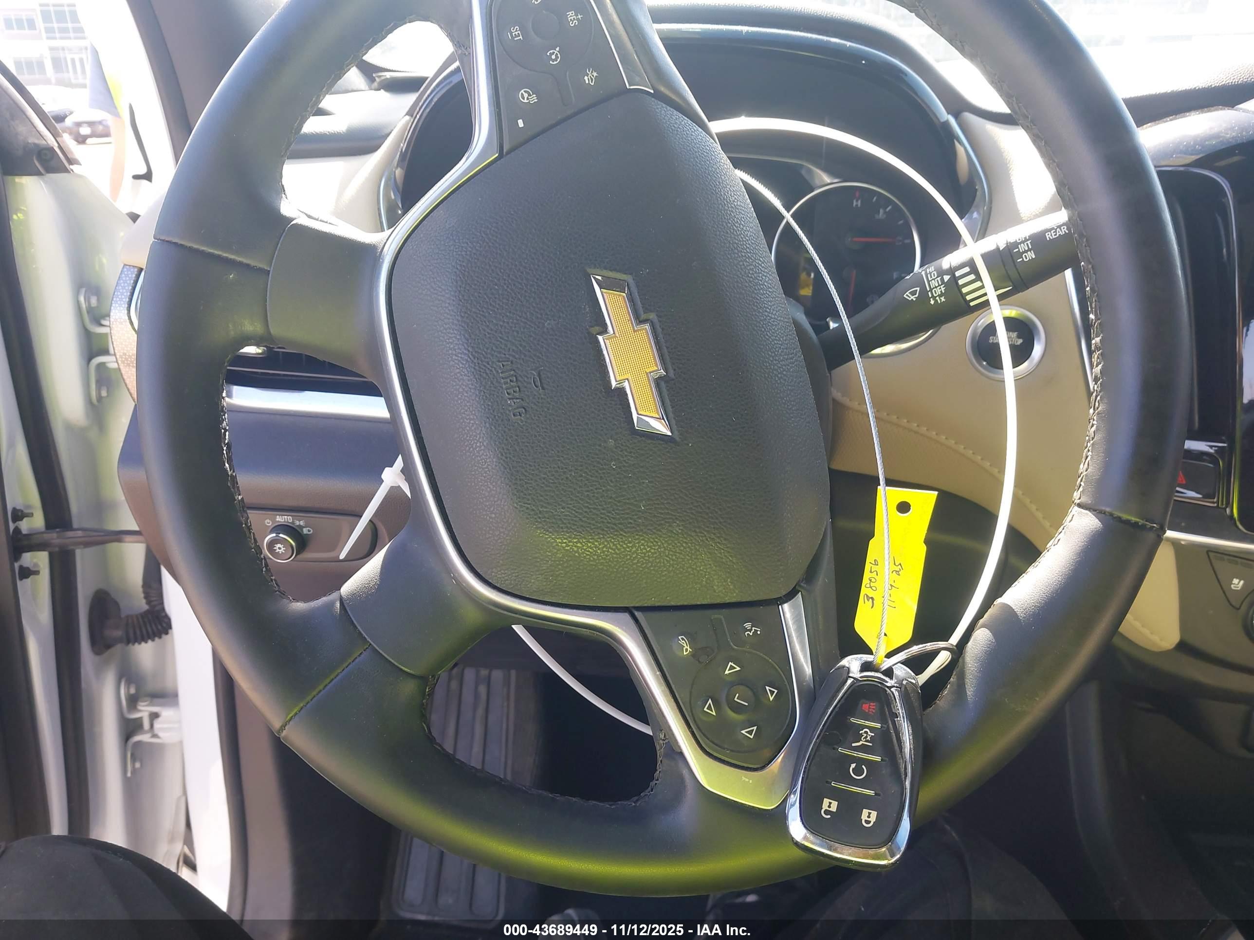 CHEVROLET TRAVERSE image 11