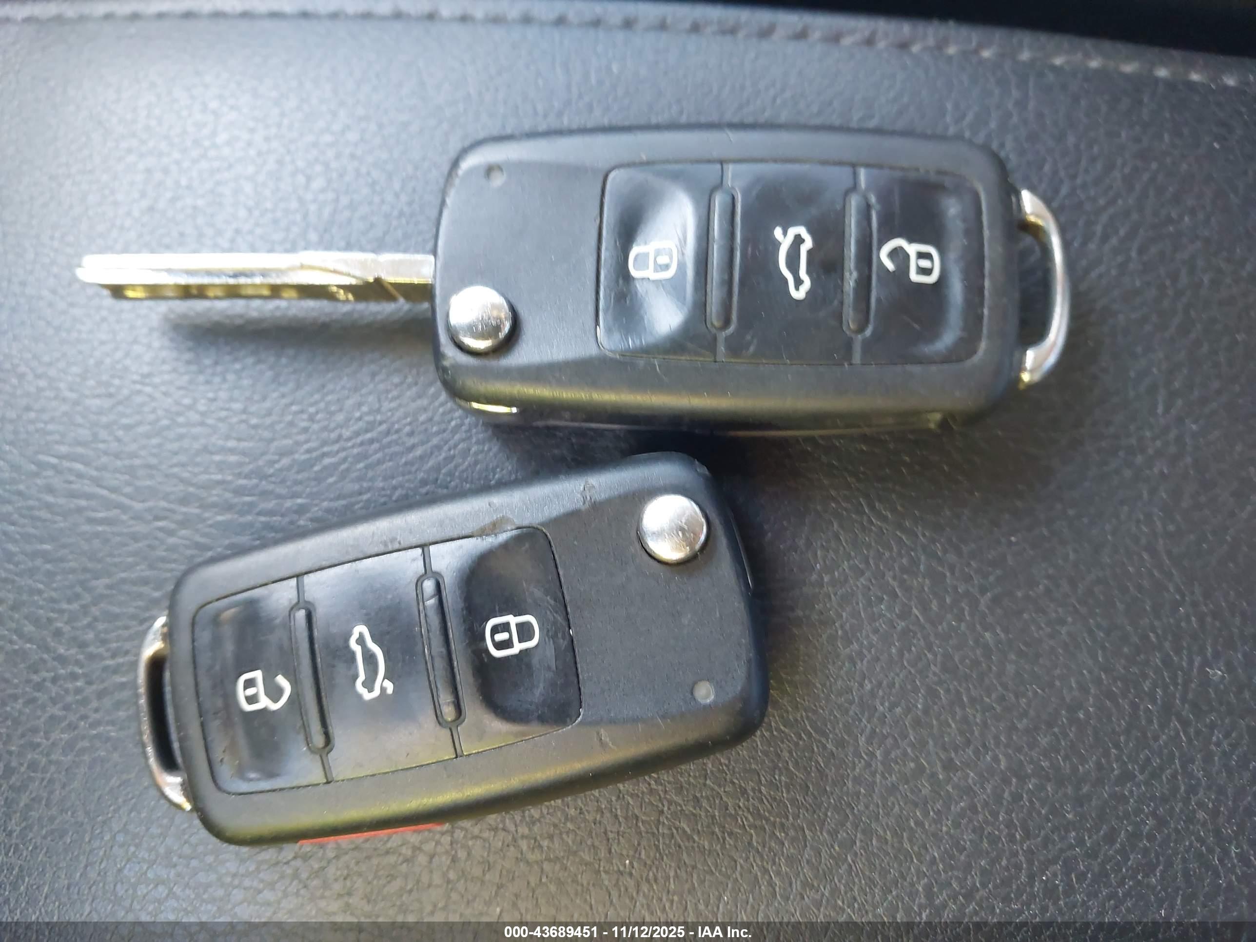 VOLKSWAGEN JETTA image 11