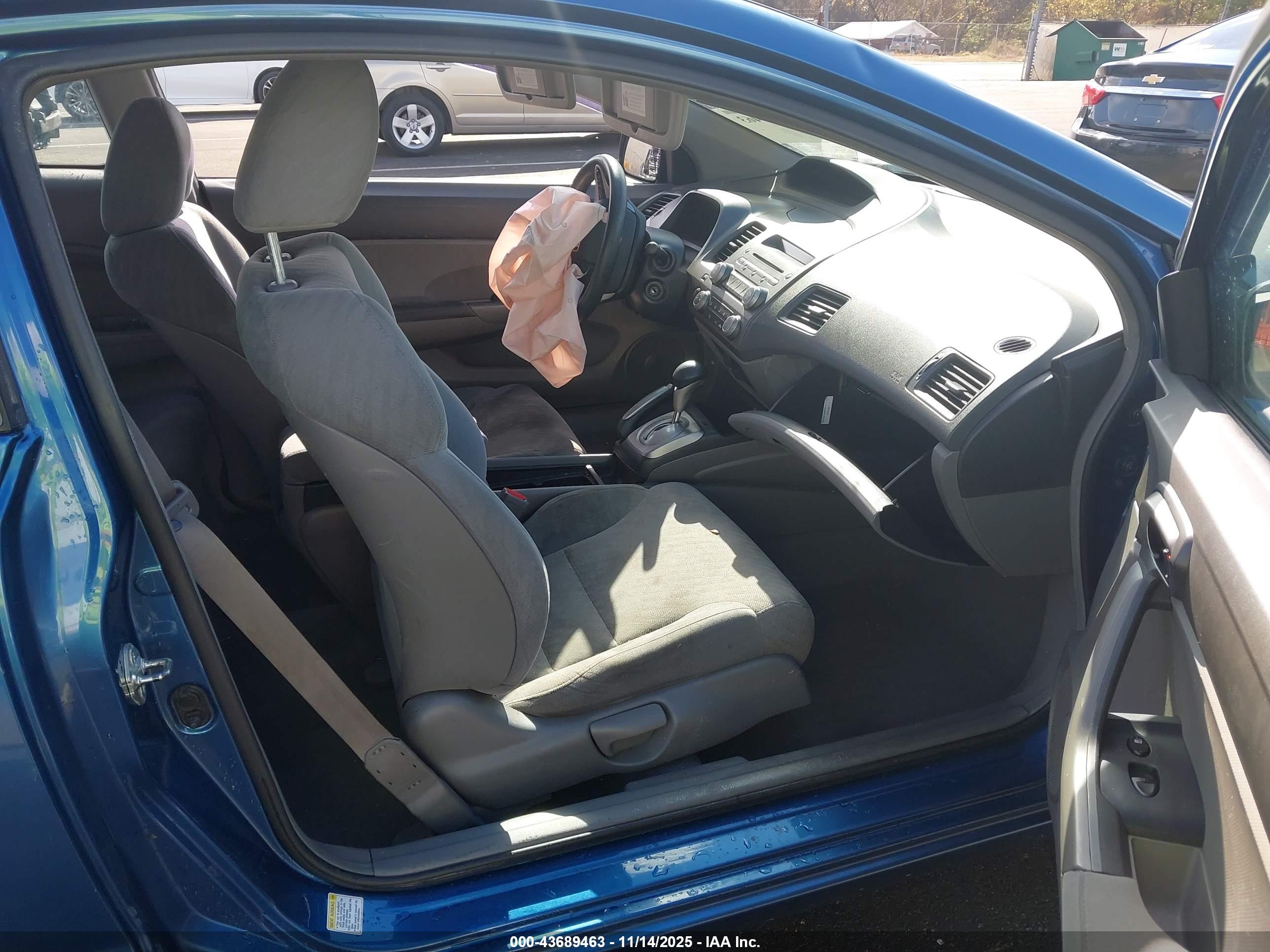 HONDA CIVIC image 5