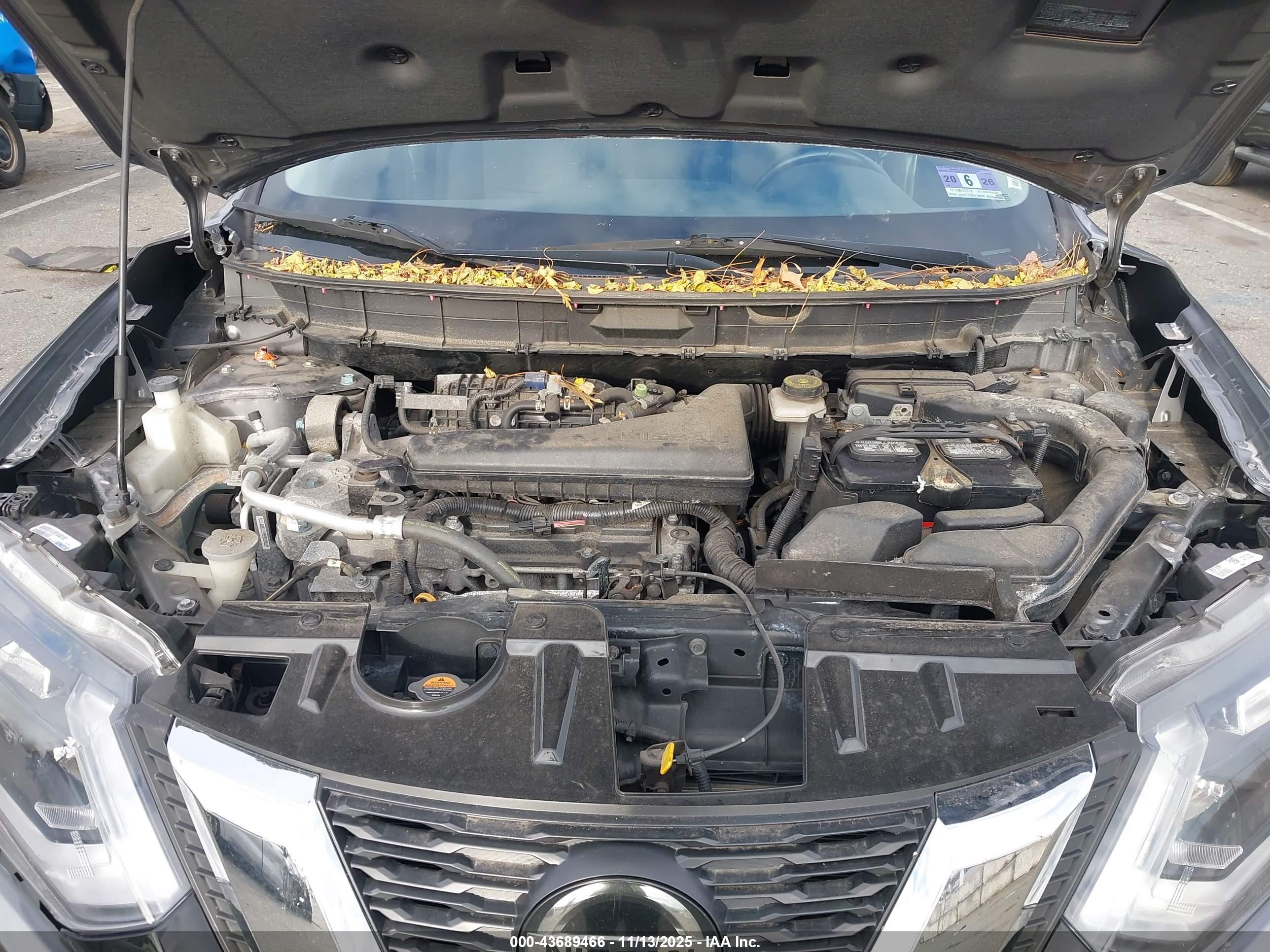 NISSAN ROGUE image 10