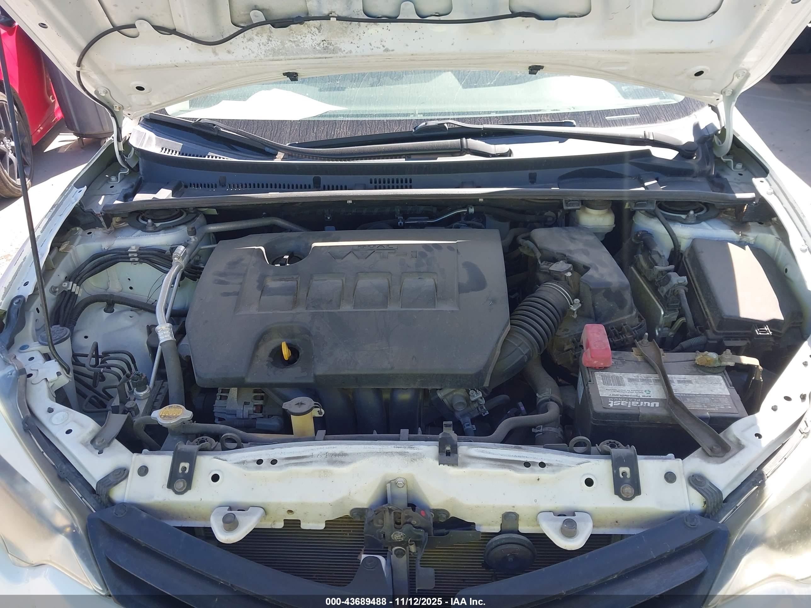 TOYOTA COROLLA image 10