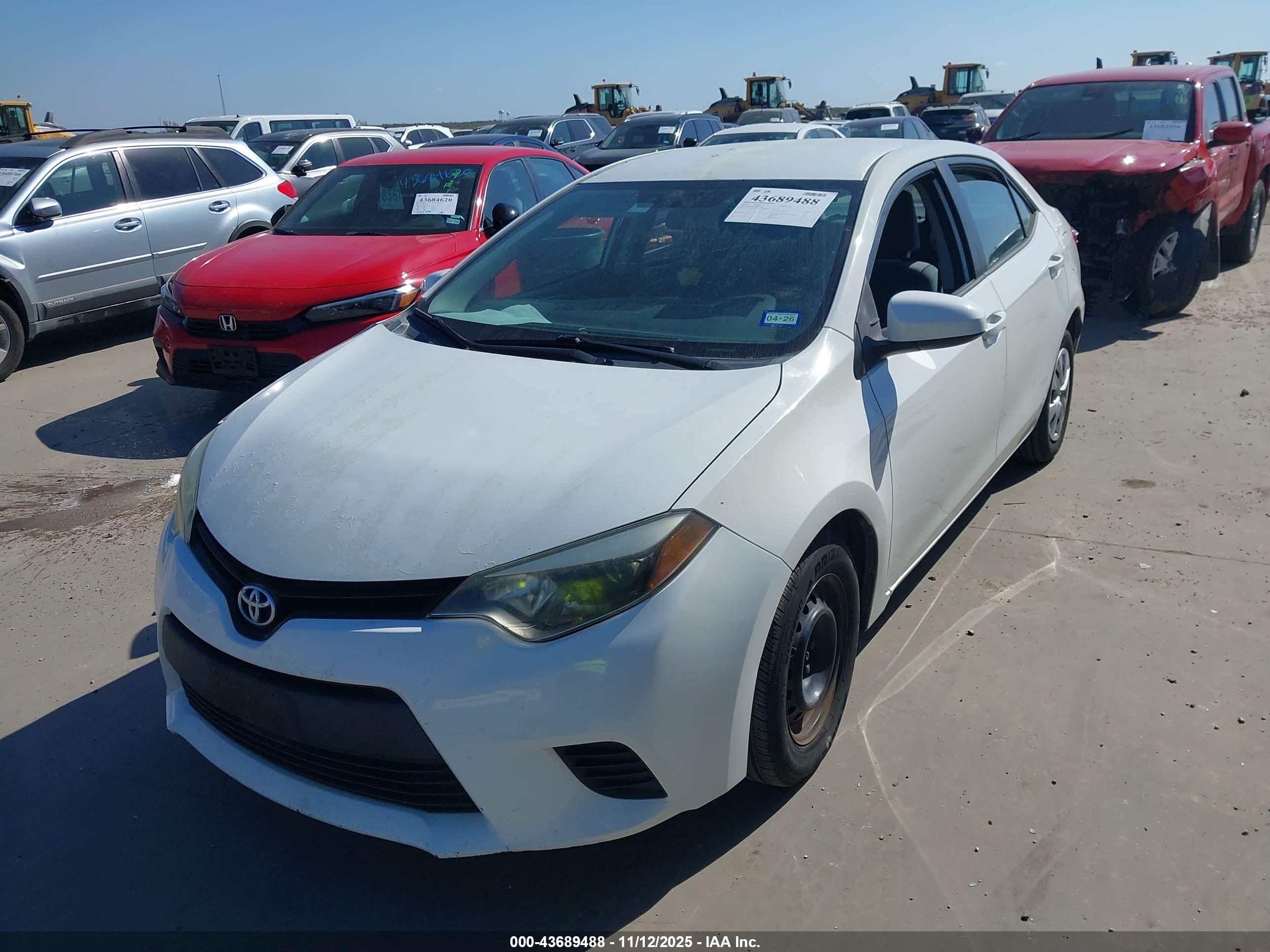 TOYOTA COROLLA image 2