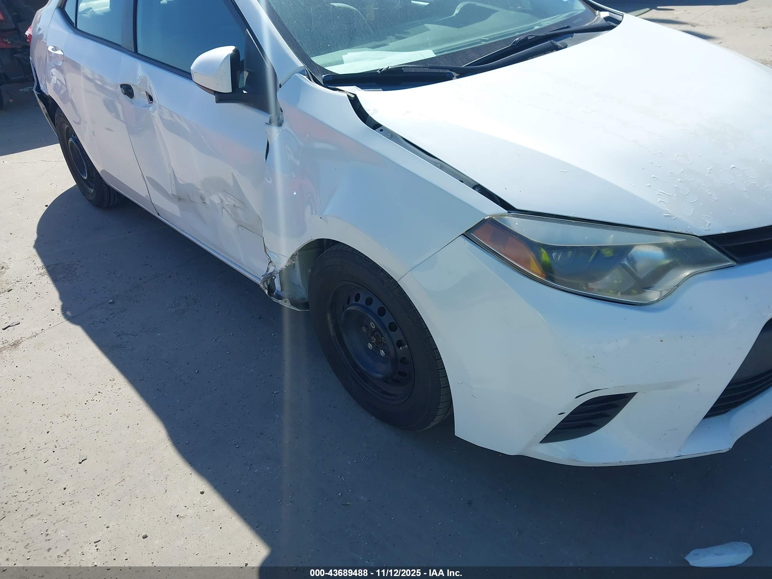 TOYOTA COROLLA image 6
