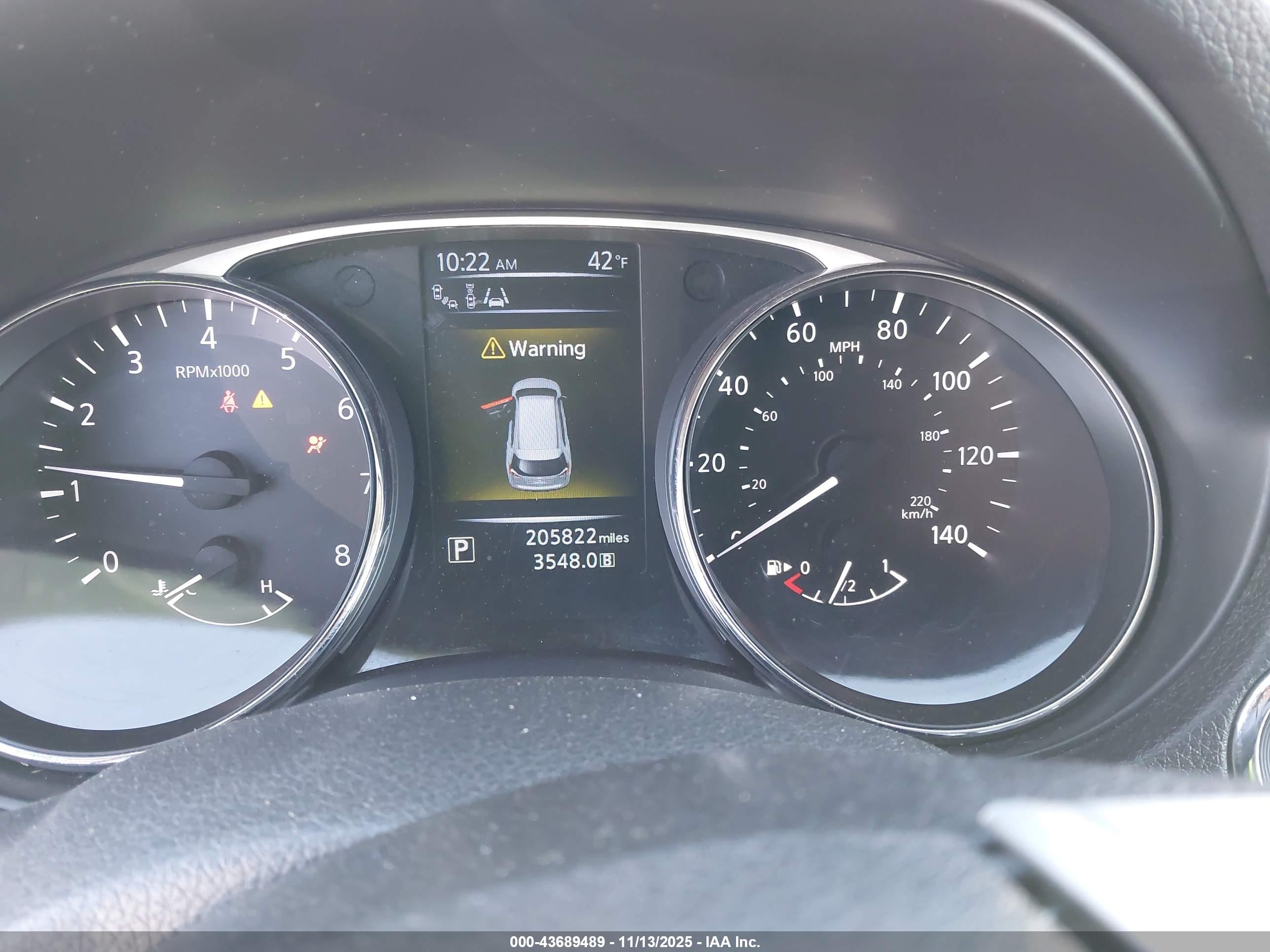 NISSAN ROGUE image 7