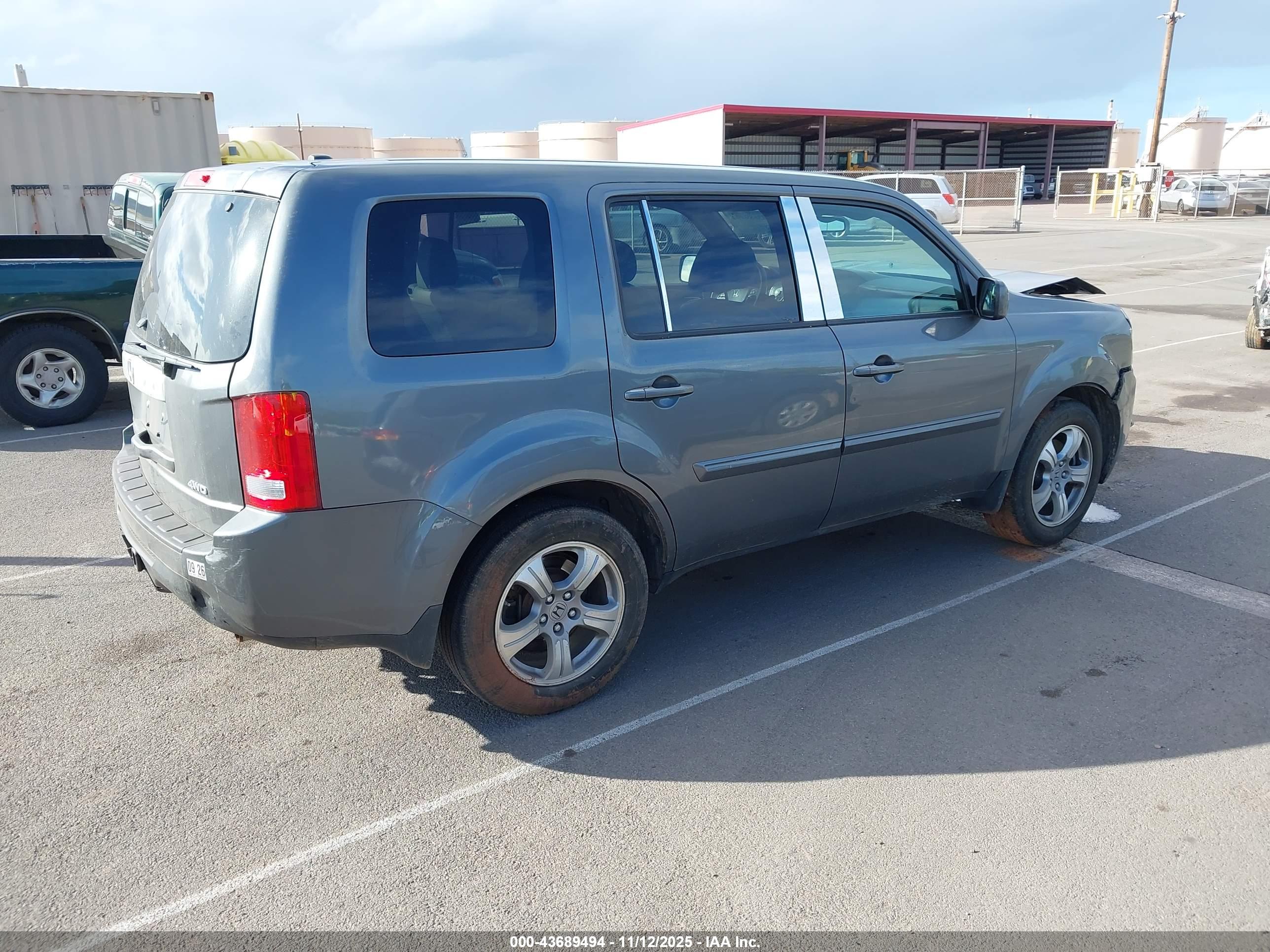 HONDA PILOT image 4