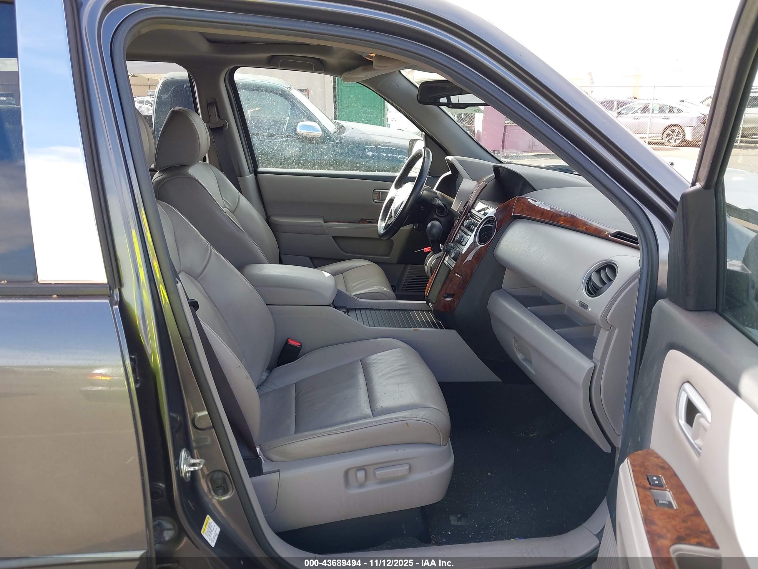 HONDA PILOT image 5