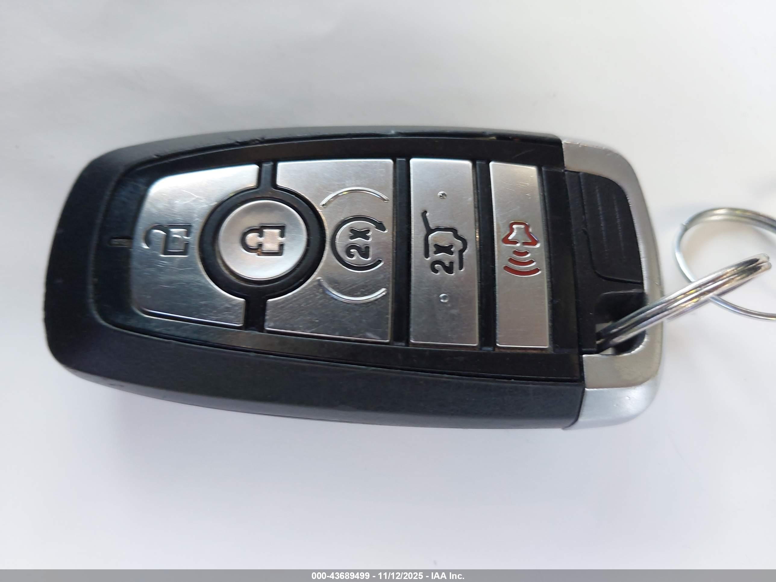 FORD EXPEDITION image 11