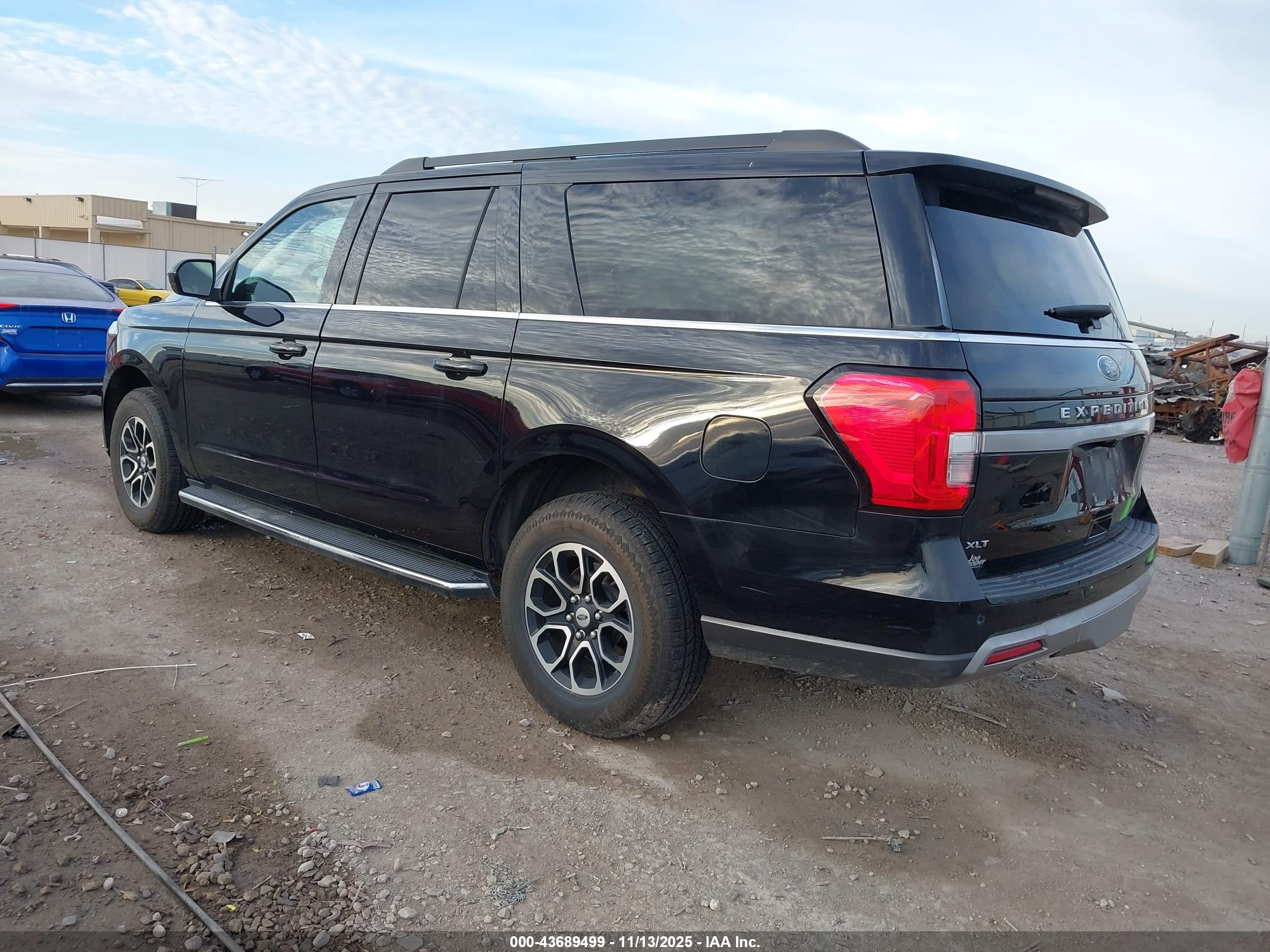 FORD EXPEDITION image 3