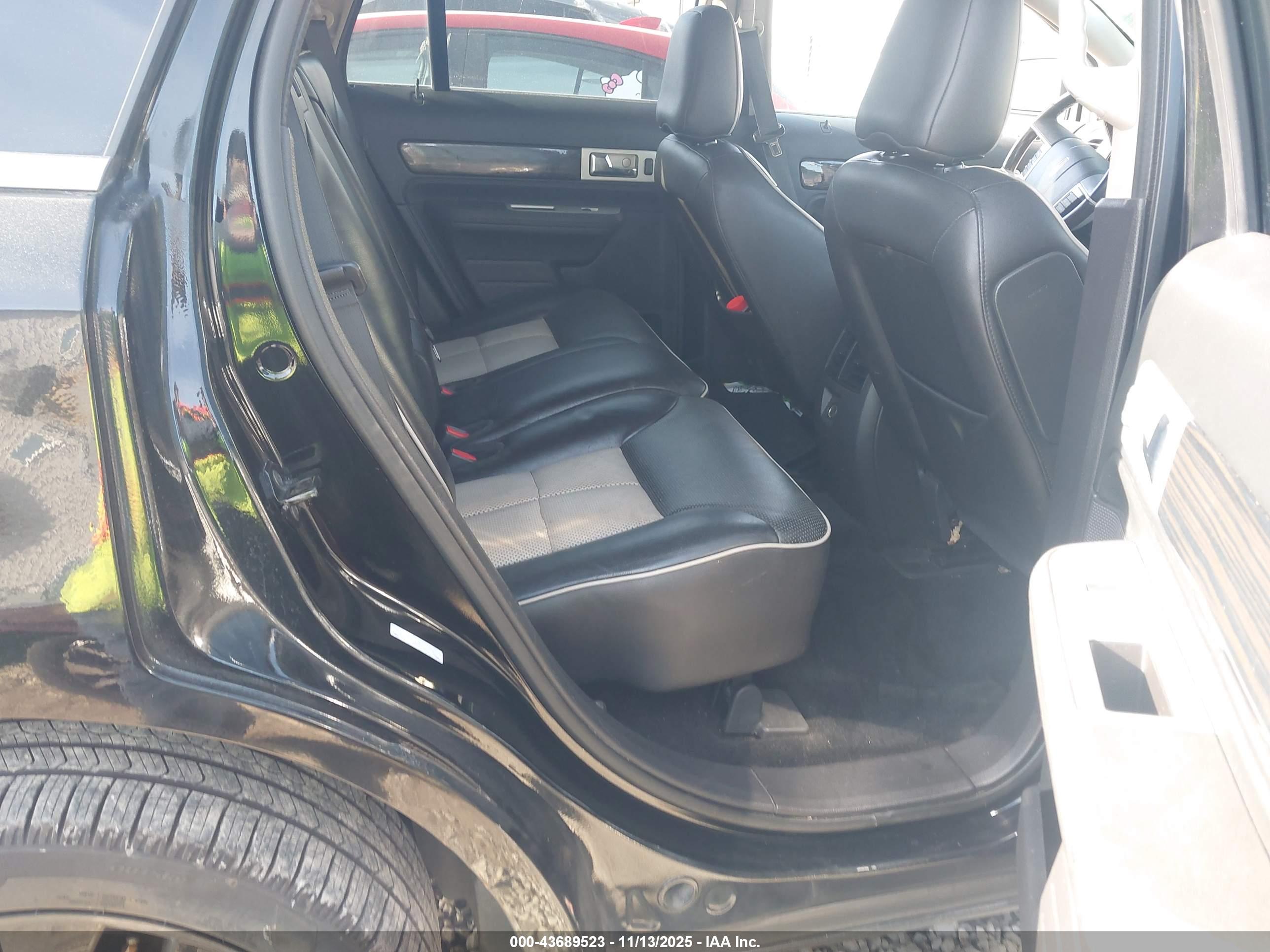 LINCOLN MKX image 8