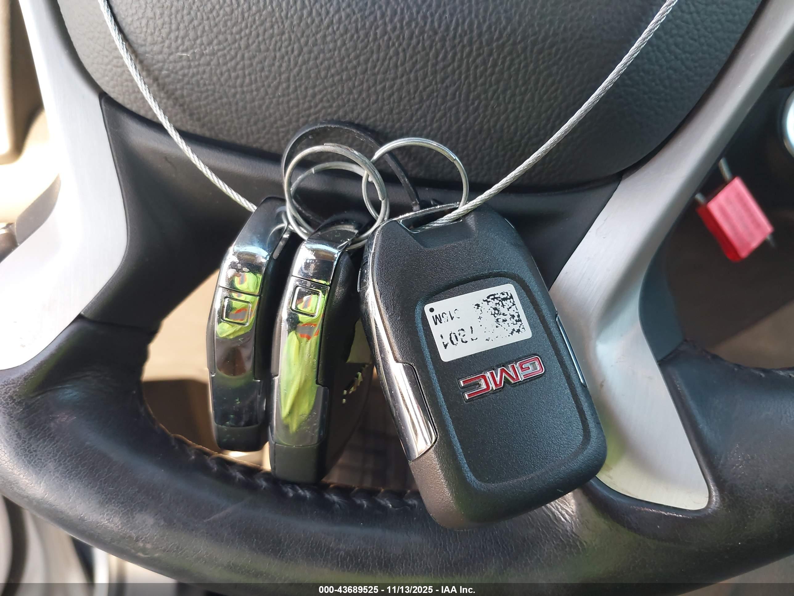 GMC TERRAIN image 11