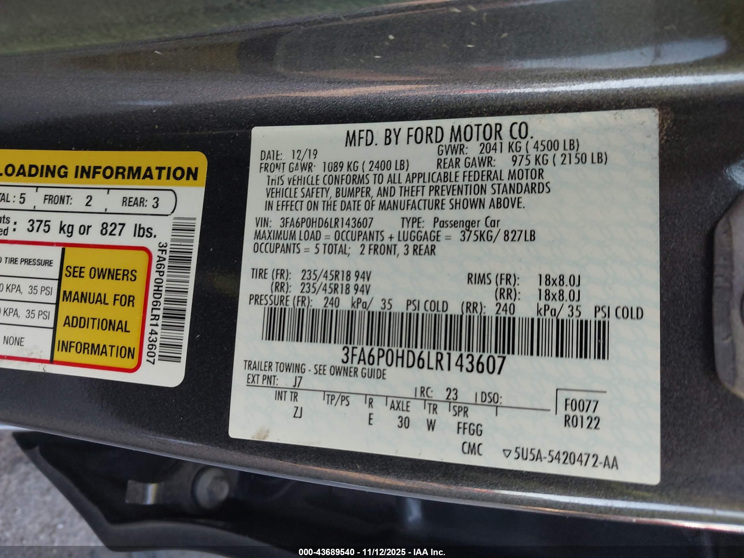 FORD FUSION image 9