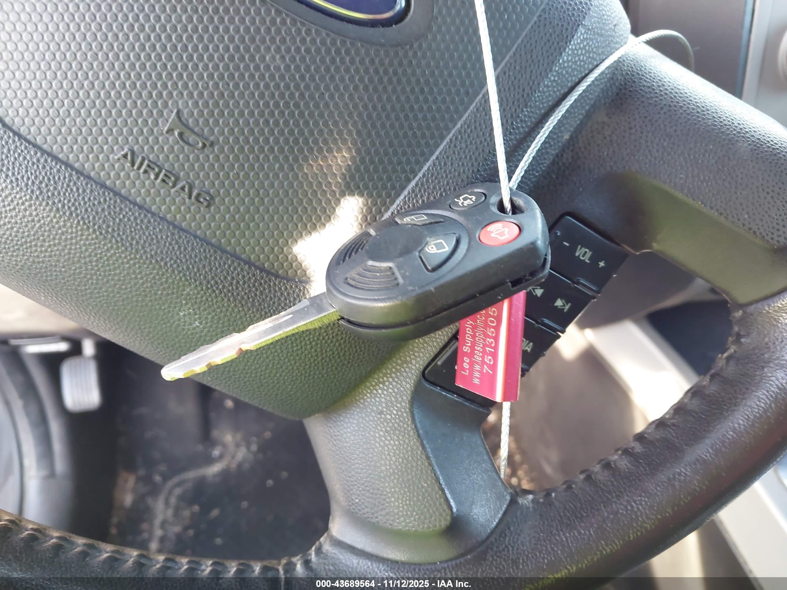 FORD ESCAPE image 11