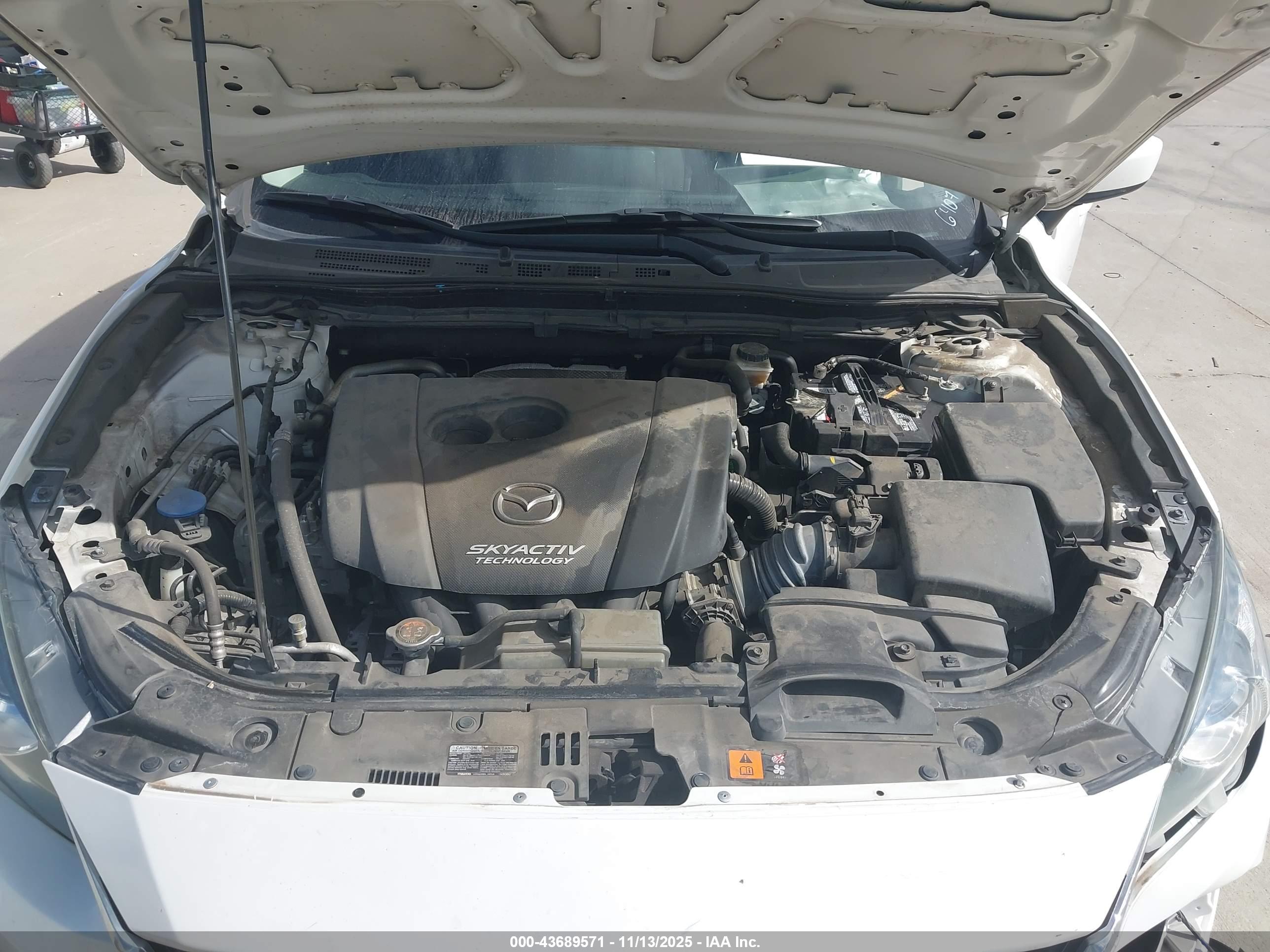 MAZDA MAZDA3 image 10