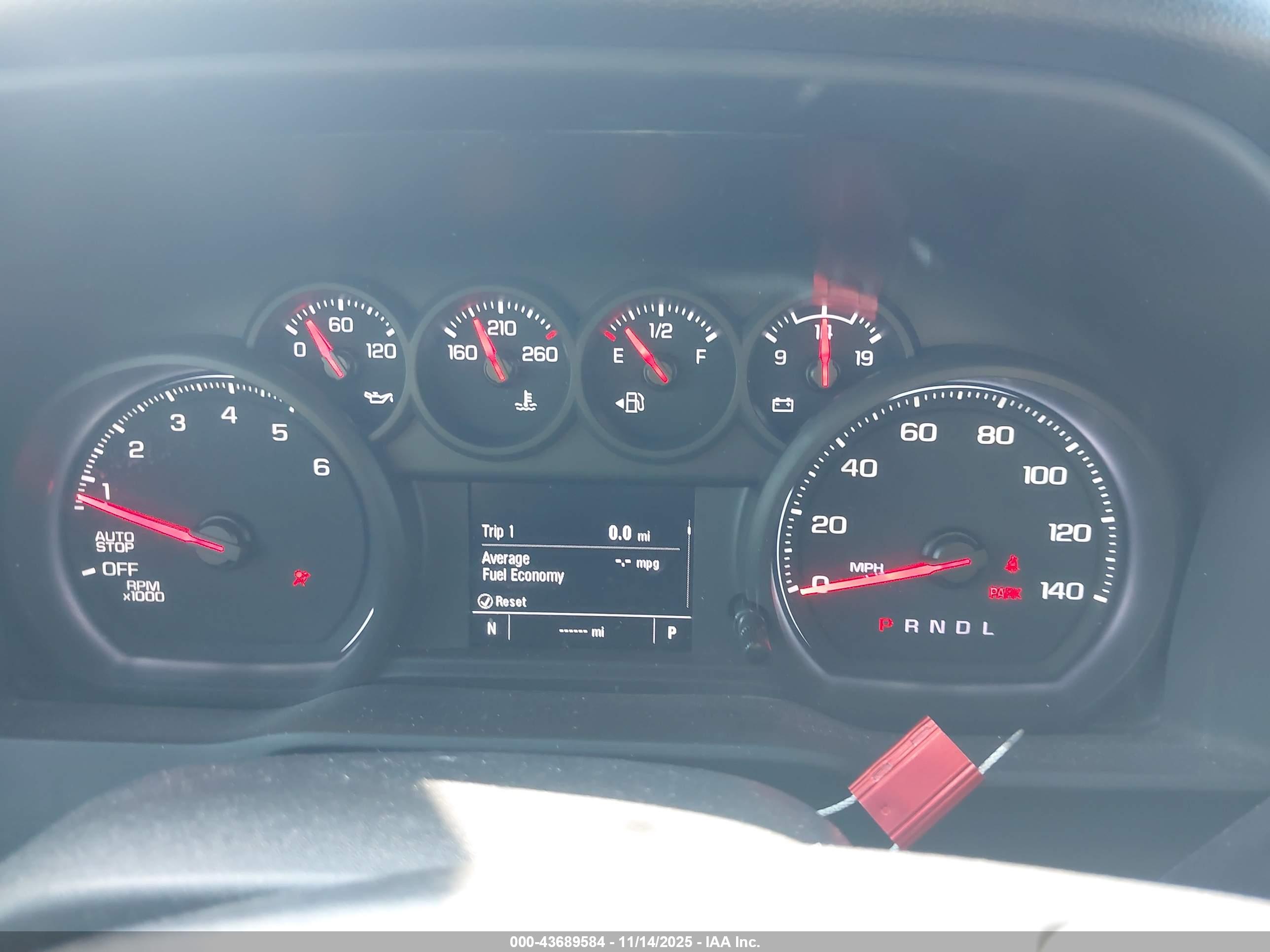 CHEVROLET SILVERADO image 7