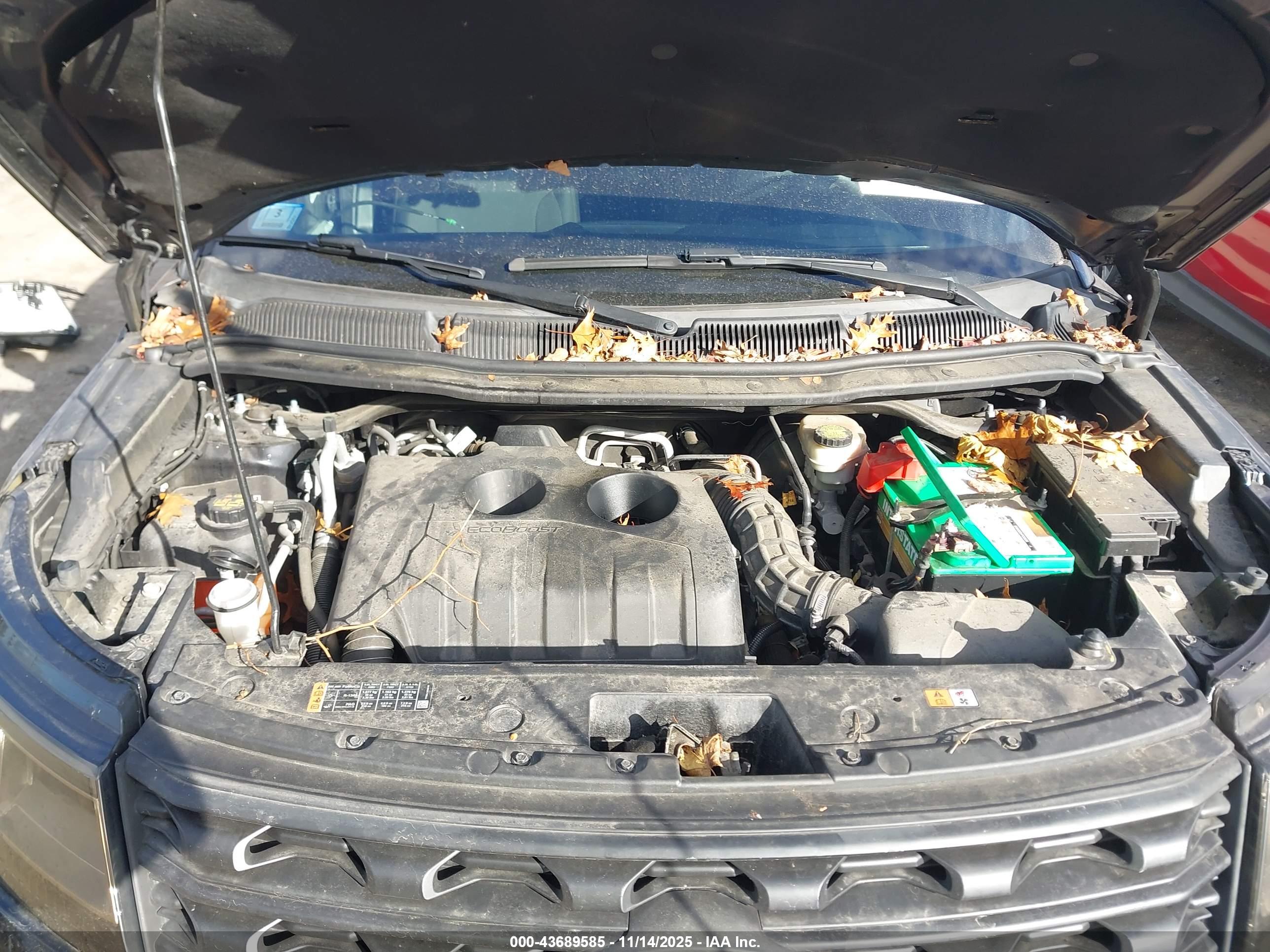 FORD EXPLORER image 10