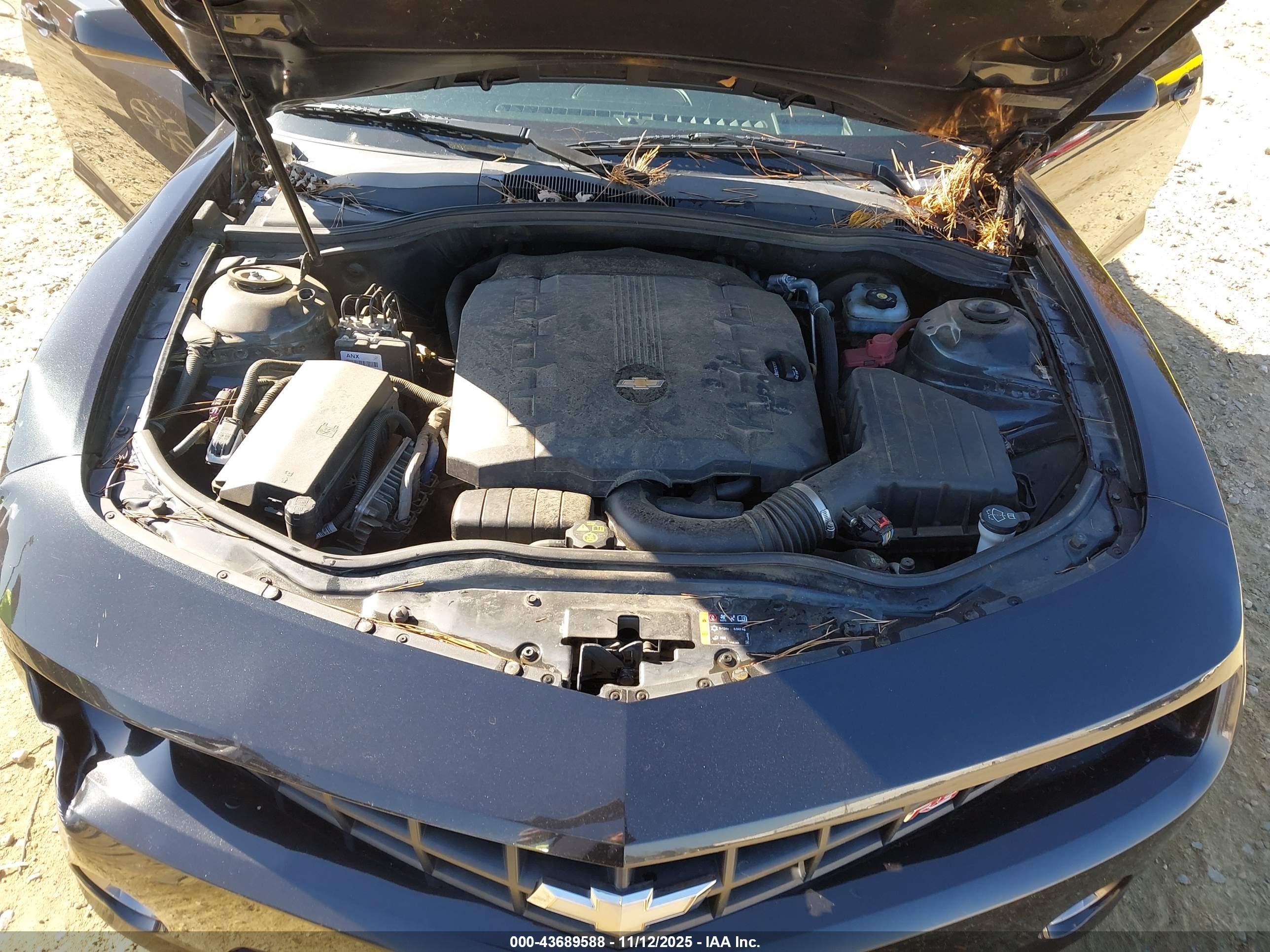 CHEVROLET CAMARO image 10
