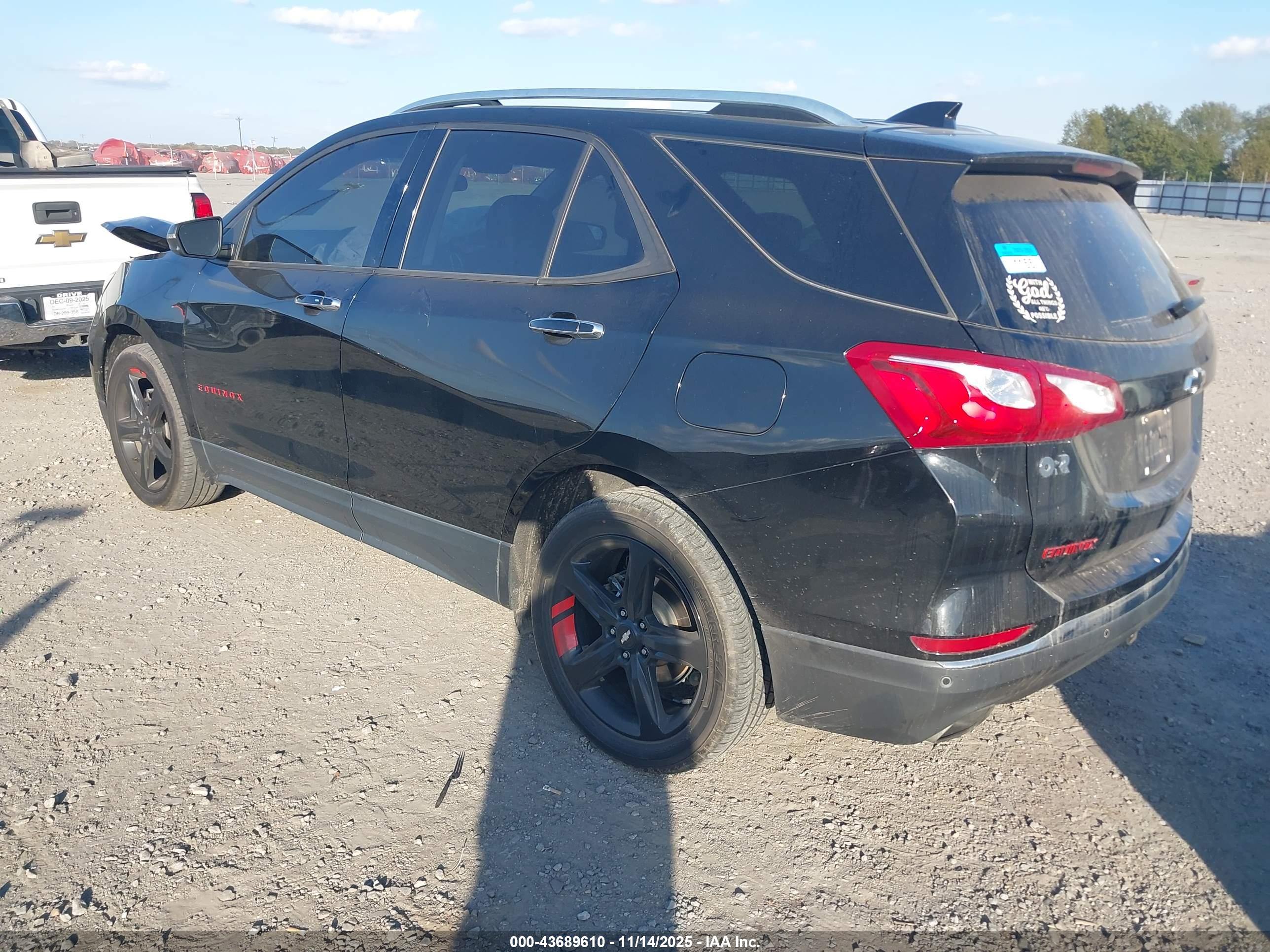 CHEVROLET EQUINOX image 3