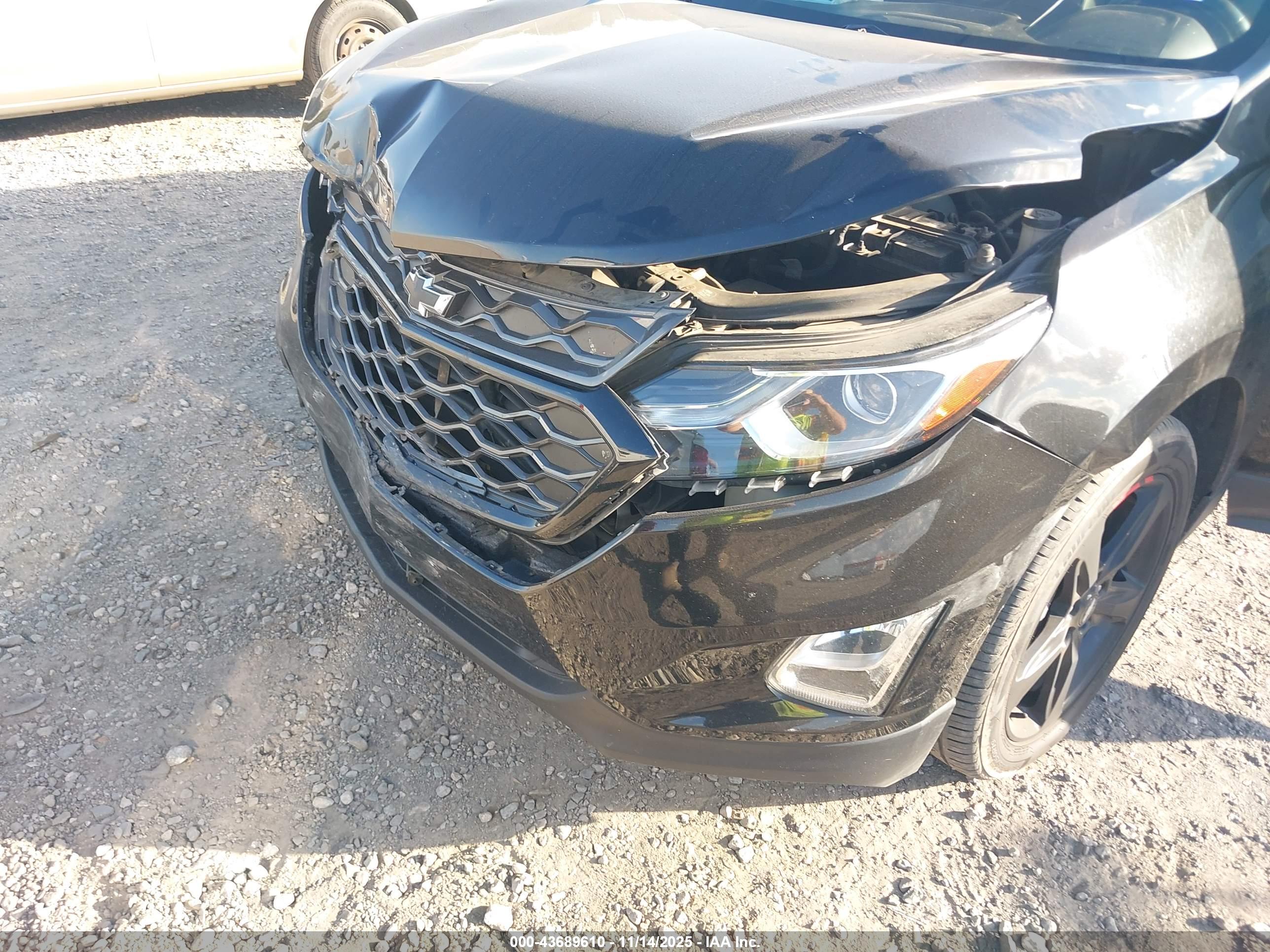 CHEVROLET EQUINOX image 6