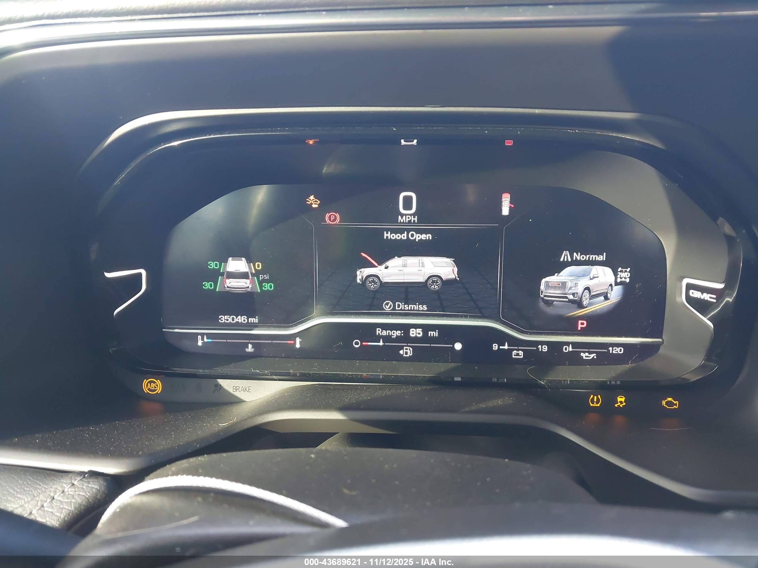 GMC YUKON image 7