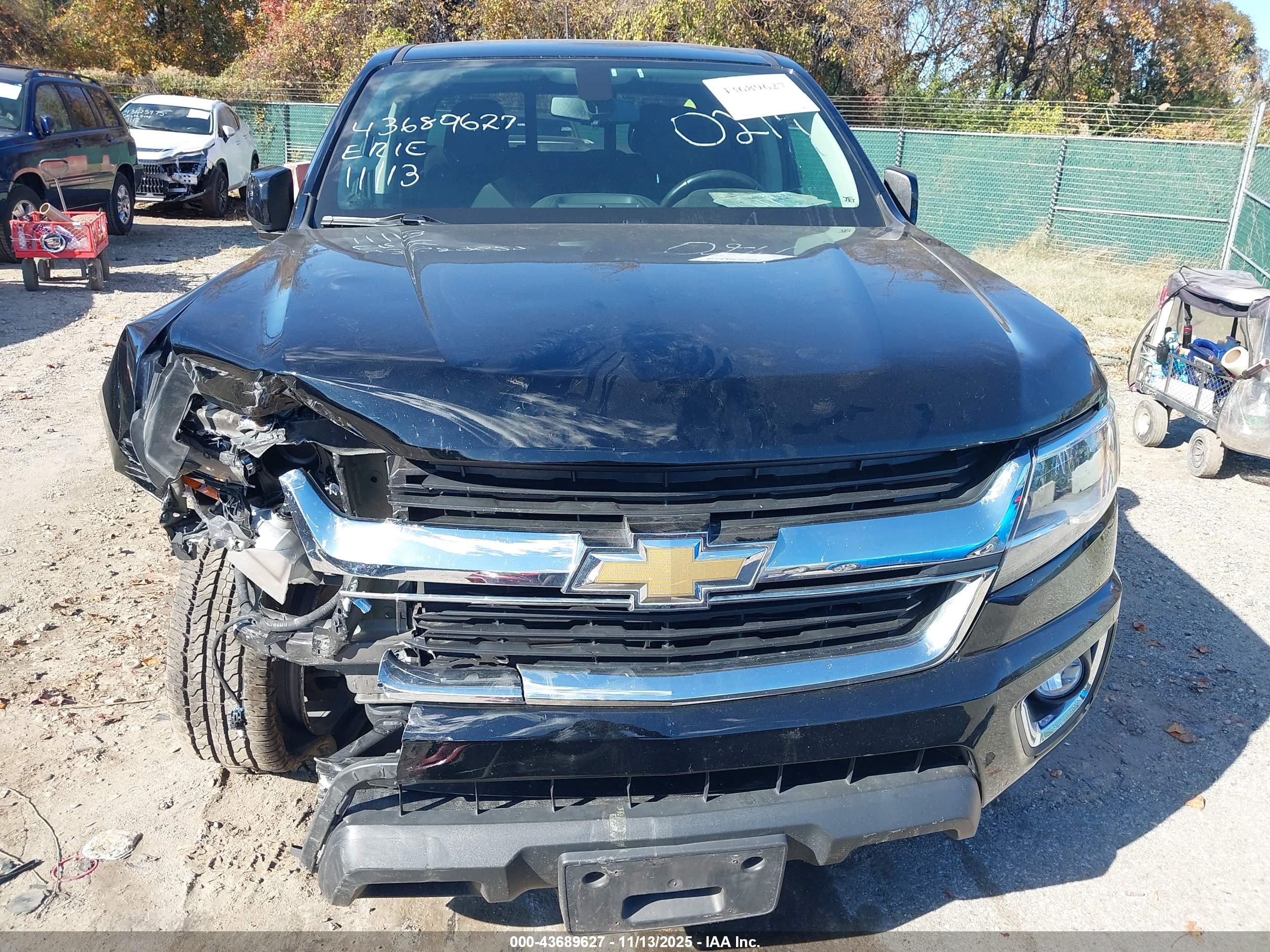 CHEVROLET COLORADO image 6