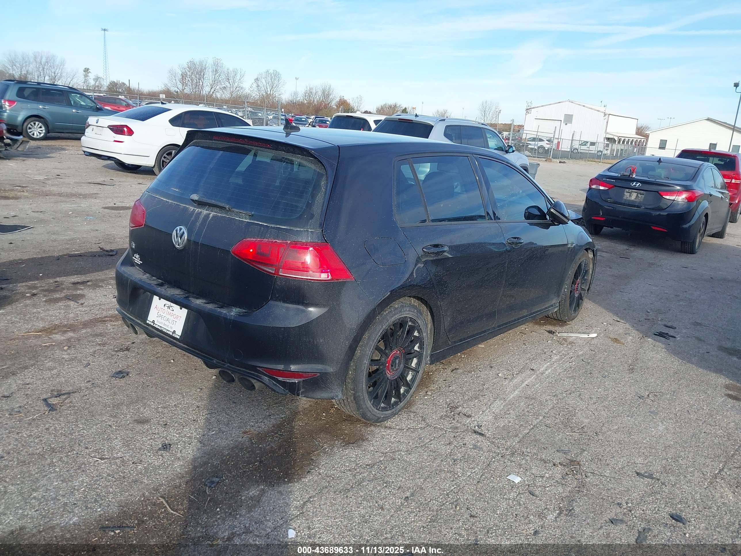 VOLKSWAGEN GOLF image 4
