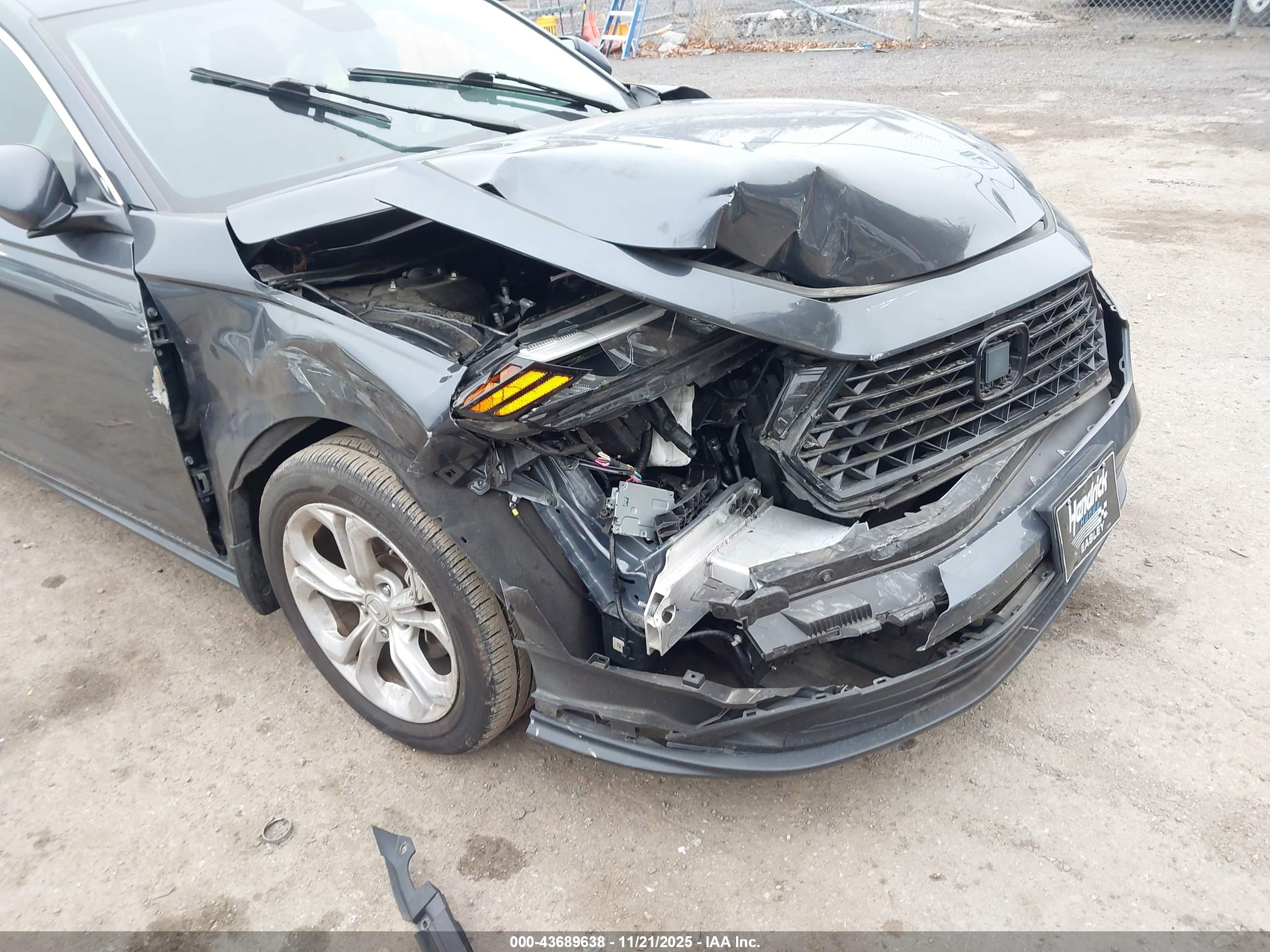 HONDA ACCORD image 6