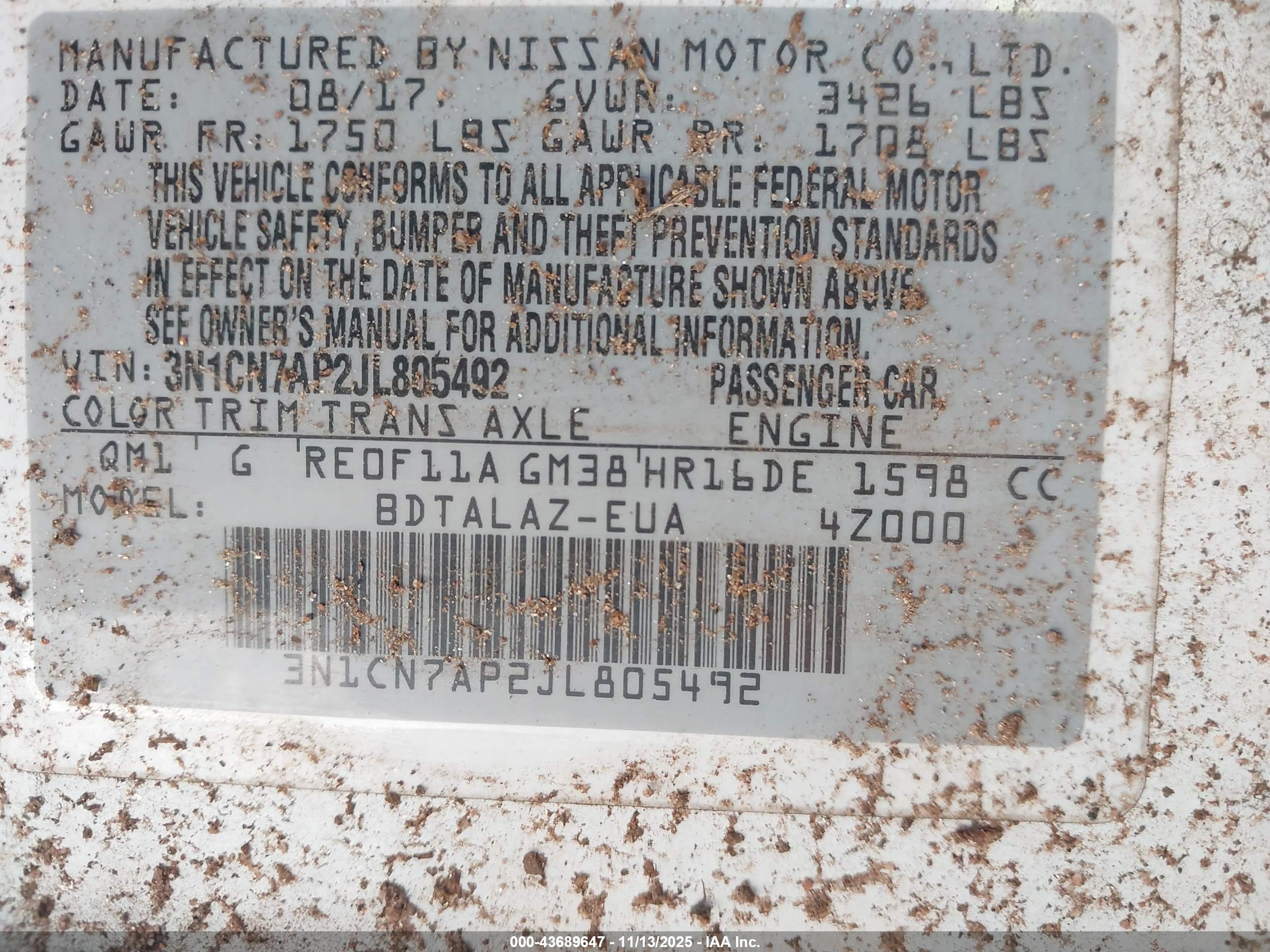NISSAN VERSA image 9