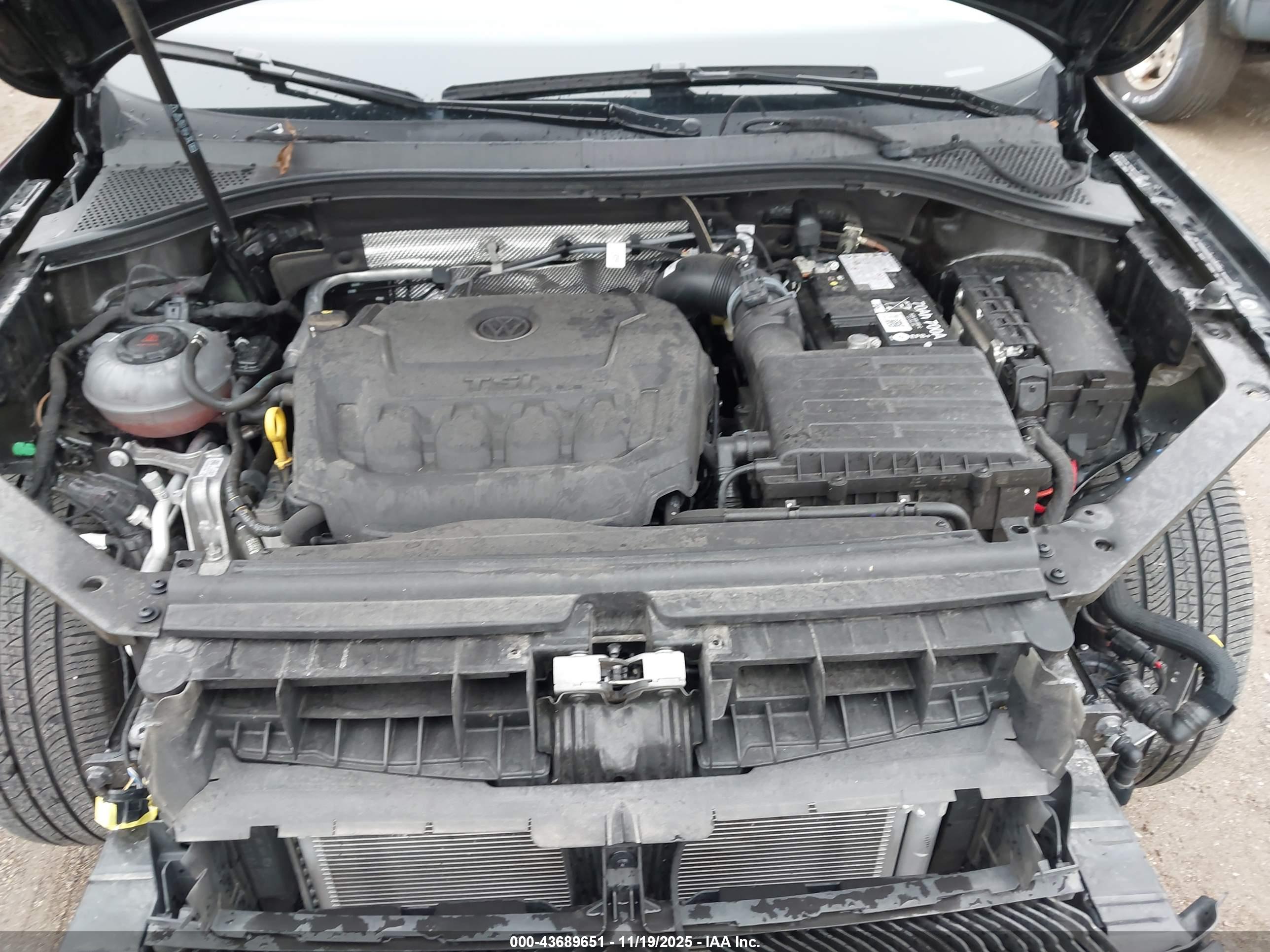 VOLKSWAGEN TIGUAN image 10
