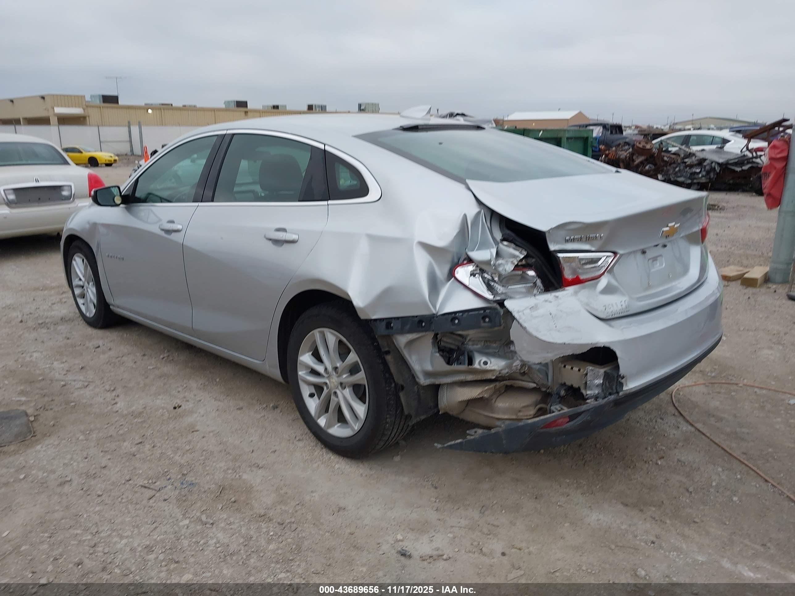 CHEVROLET MALIBU image 3