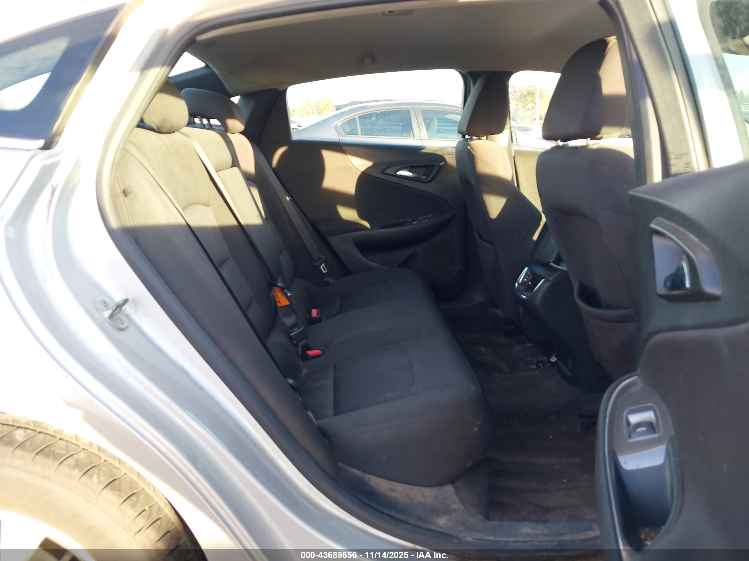 CHEVROLET MALIBU image 8