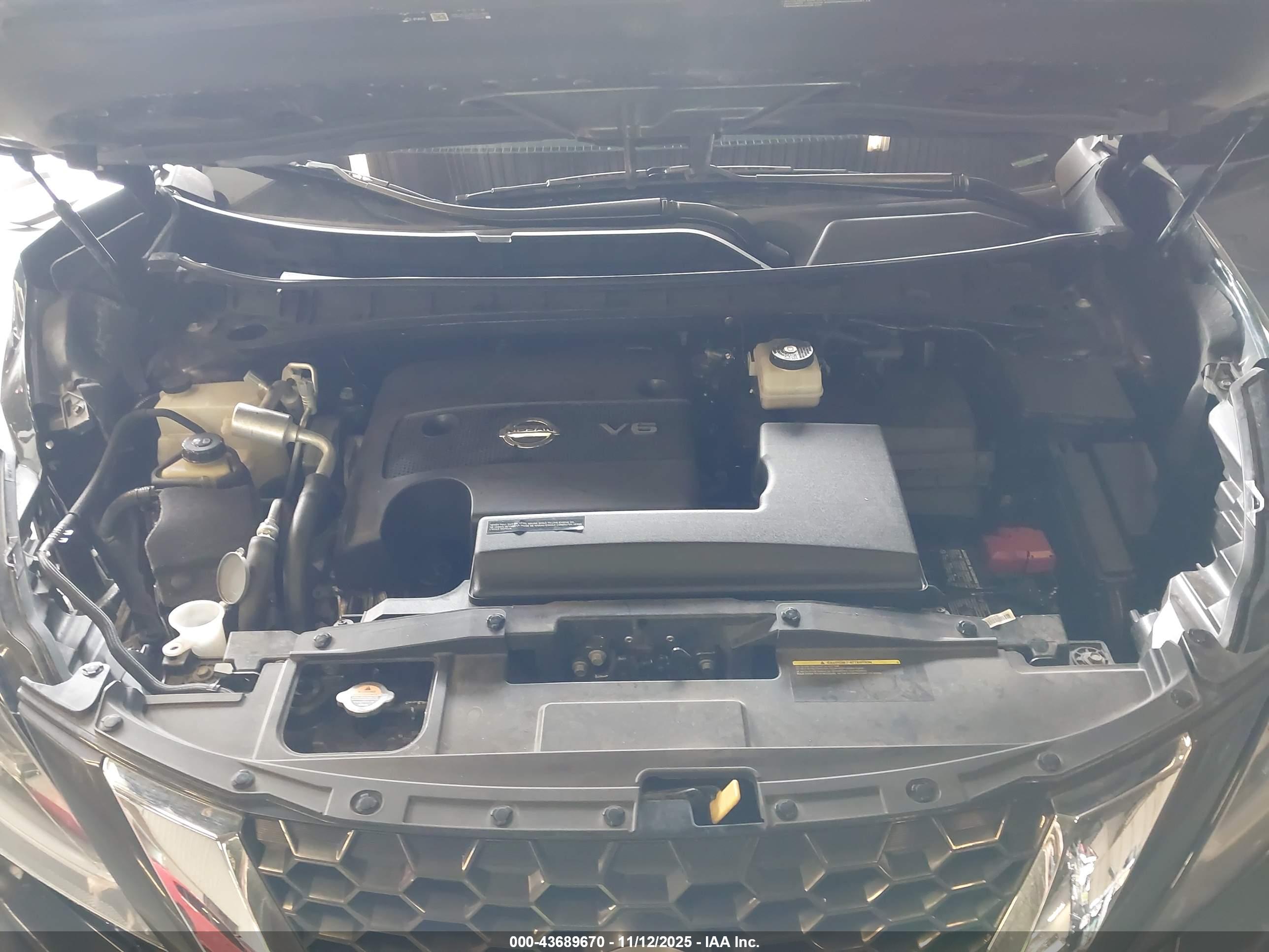 NISSAN MURANO image 10
