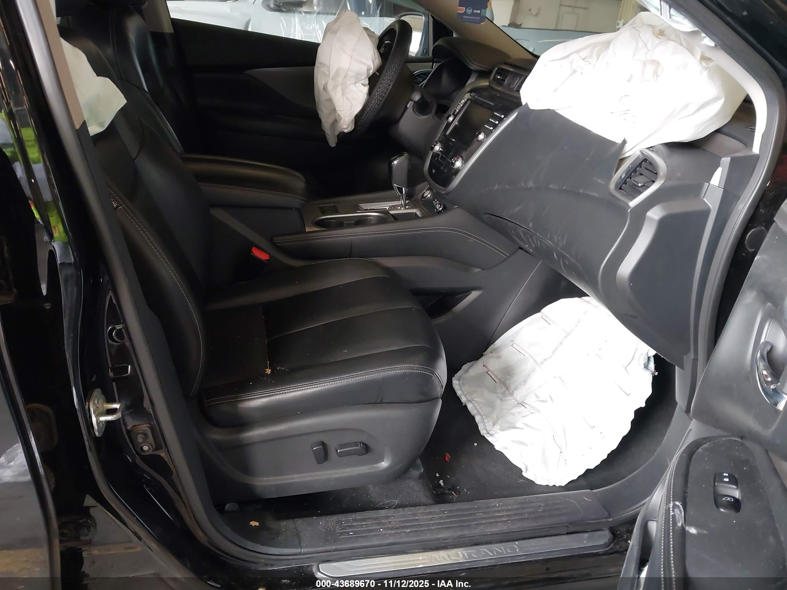 NISSAN MURANO image 5