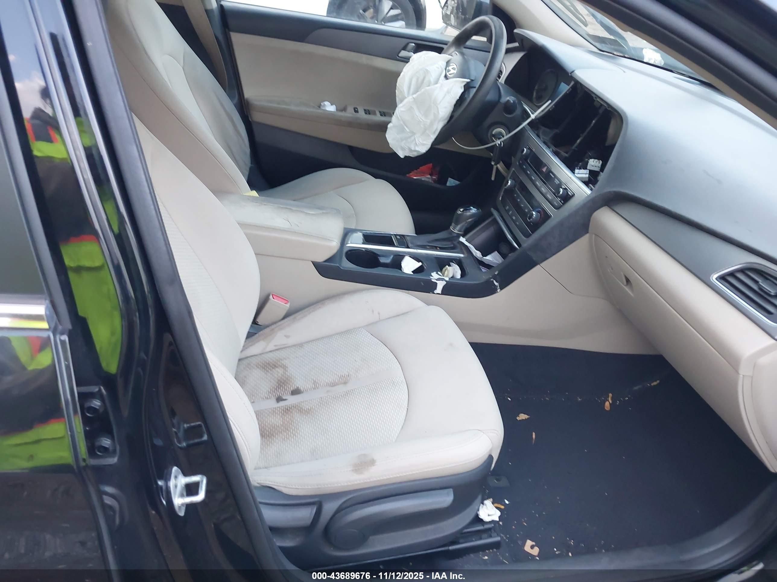 HYUNDAI SONATA image 5
