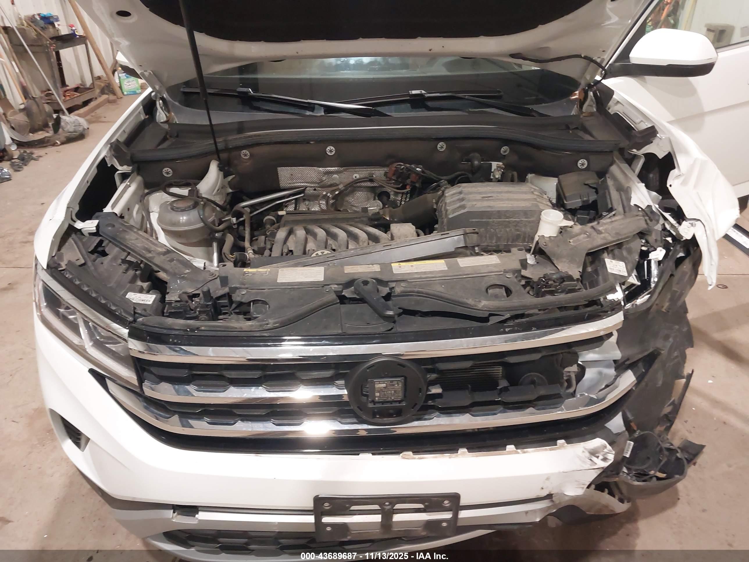 VOLKSWAGEN ATLAS image 10