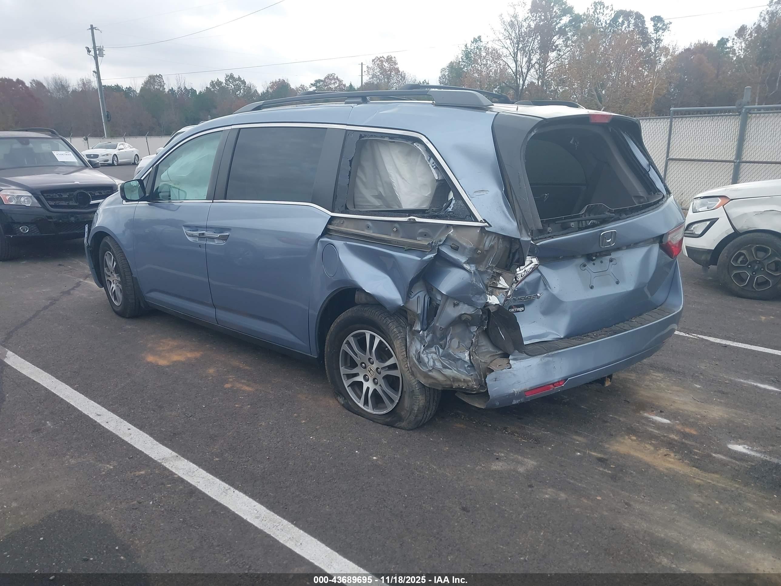 HONDA ODYSSEY image 3