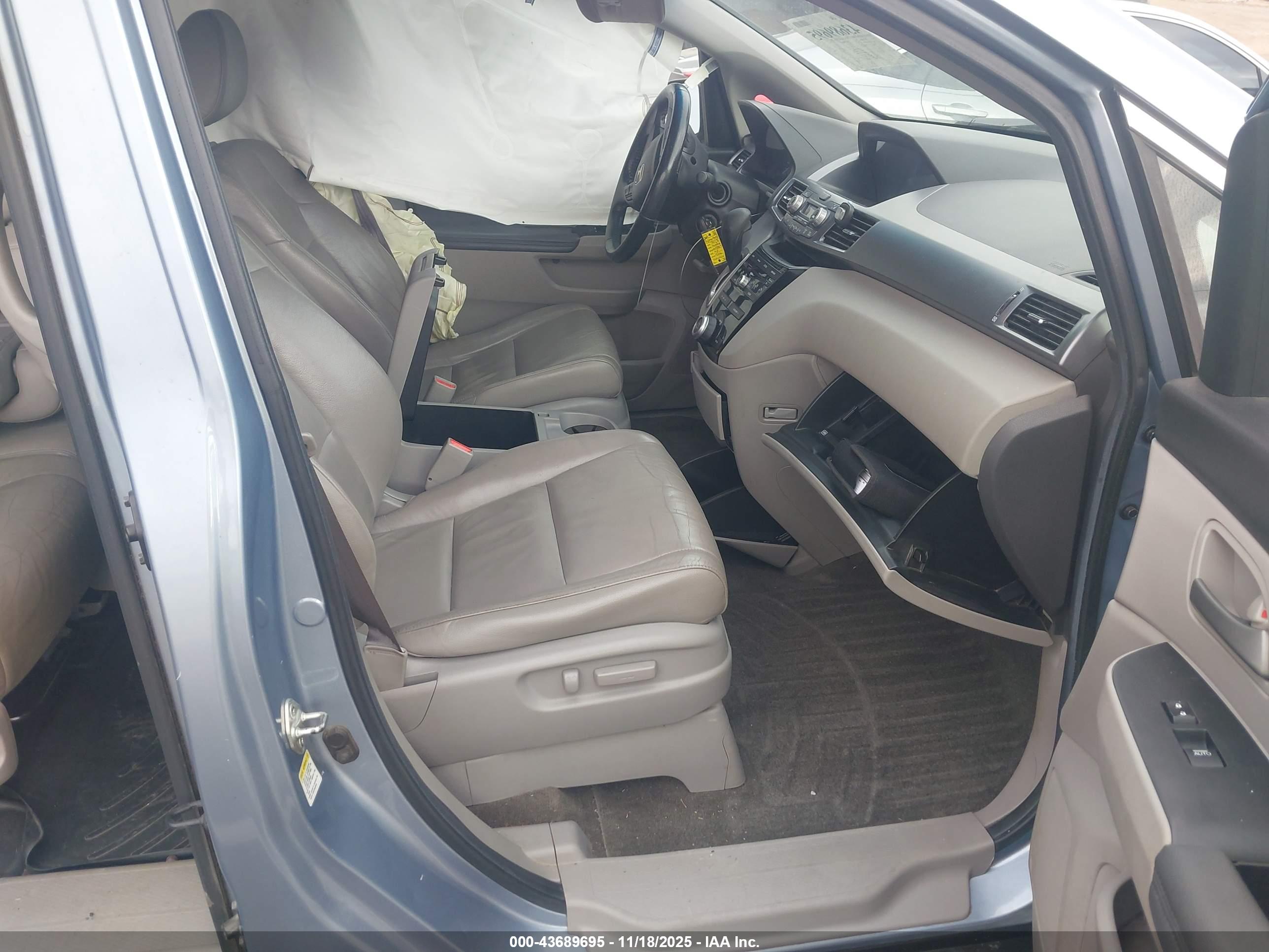 HONDA ODYSSEY image 5
