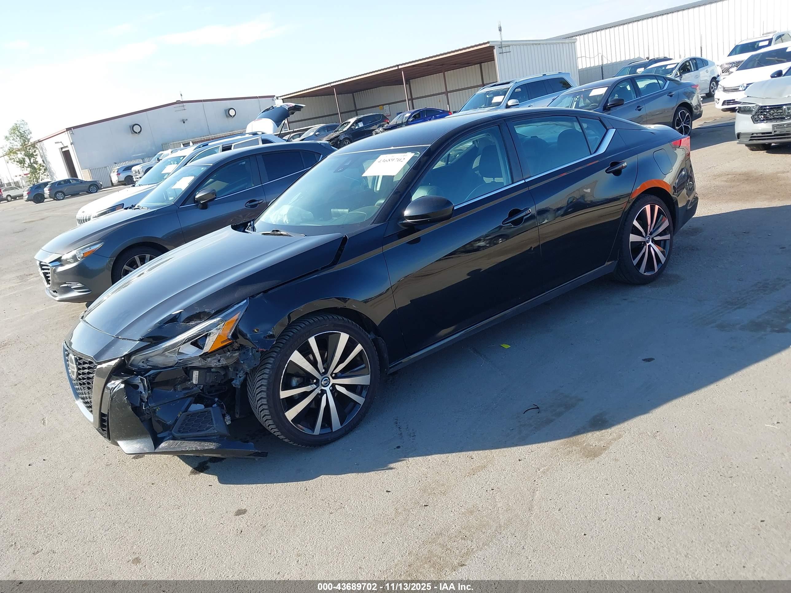 NISSAN ALTIMA image 2