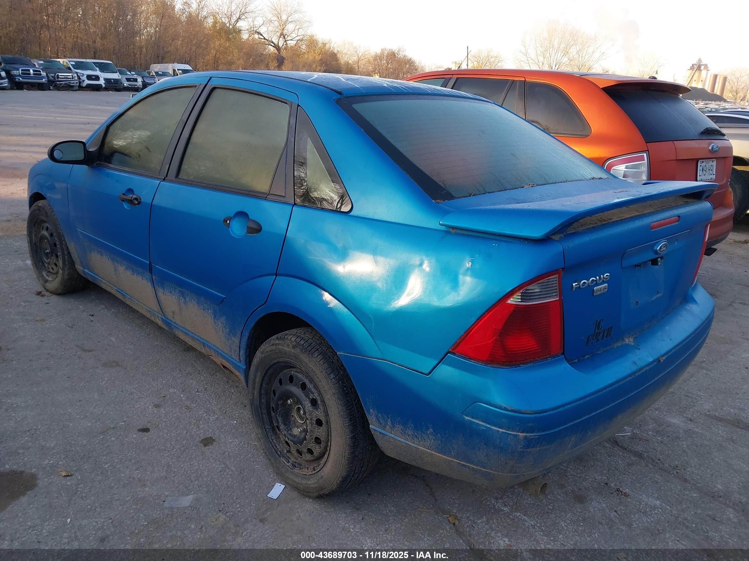 FORD FOCUS image 3