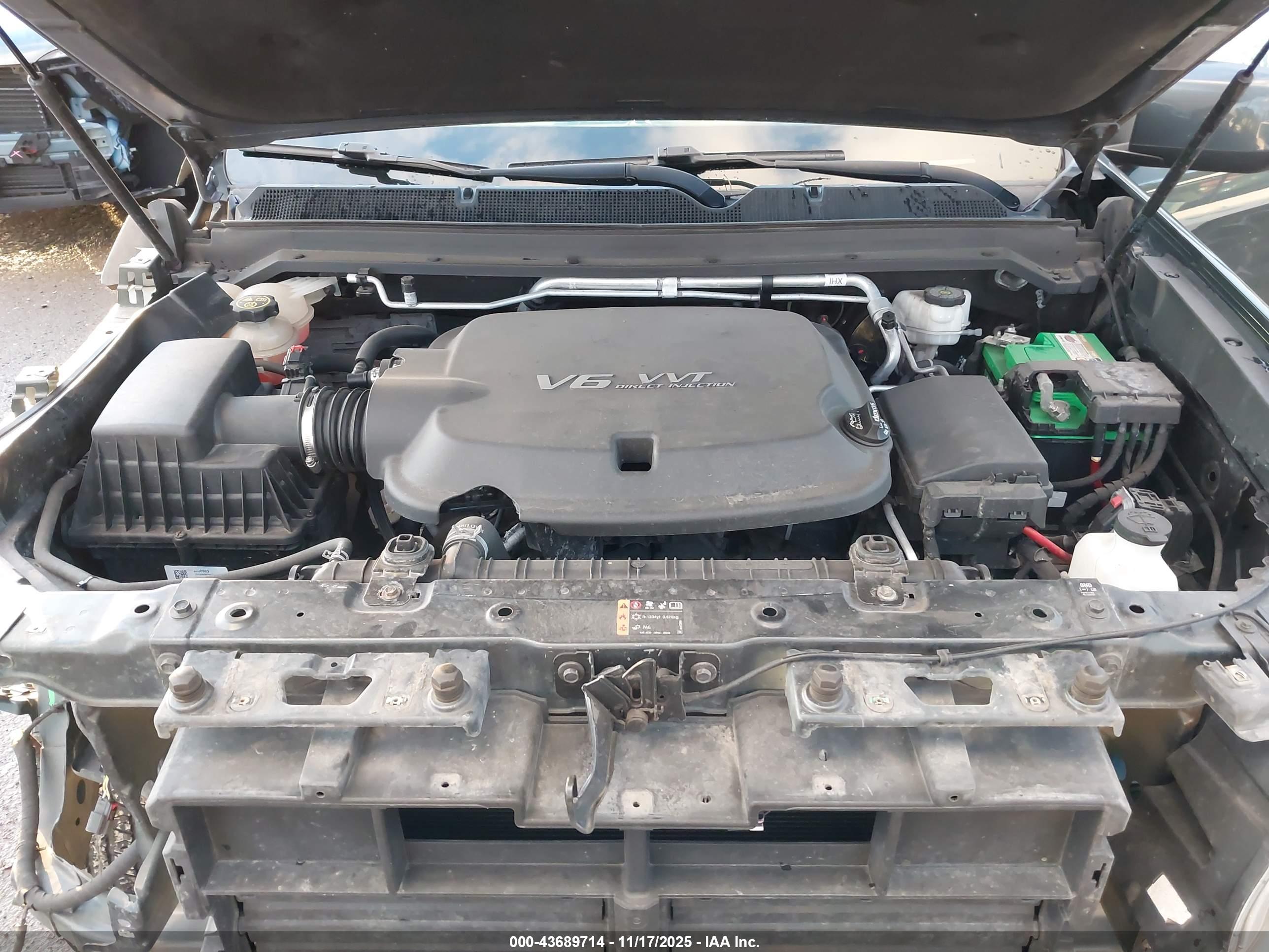 CHEVROLET COLORADO image 10