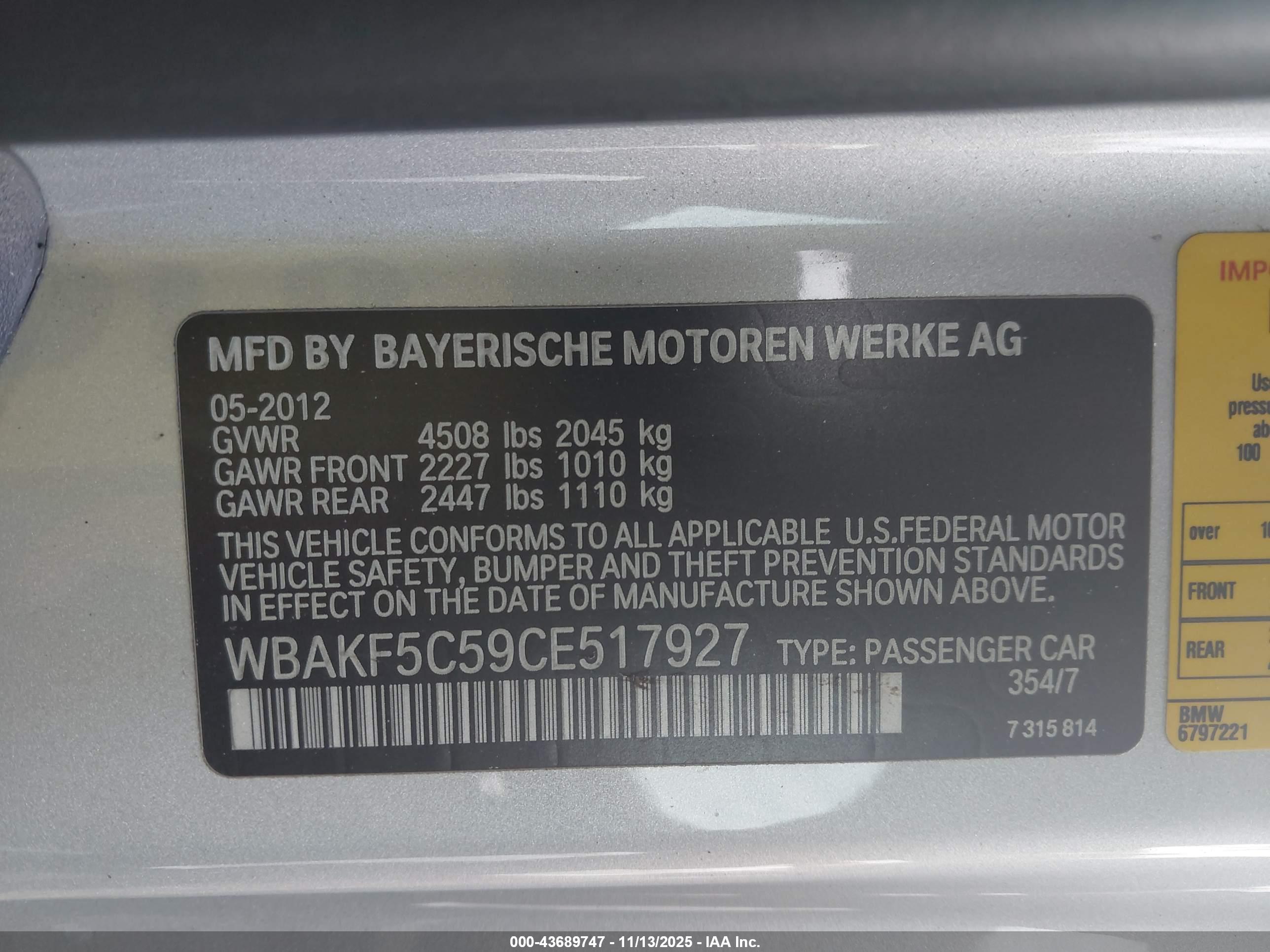 BMW 328I image 9