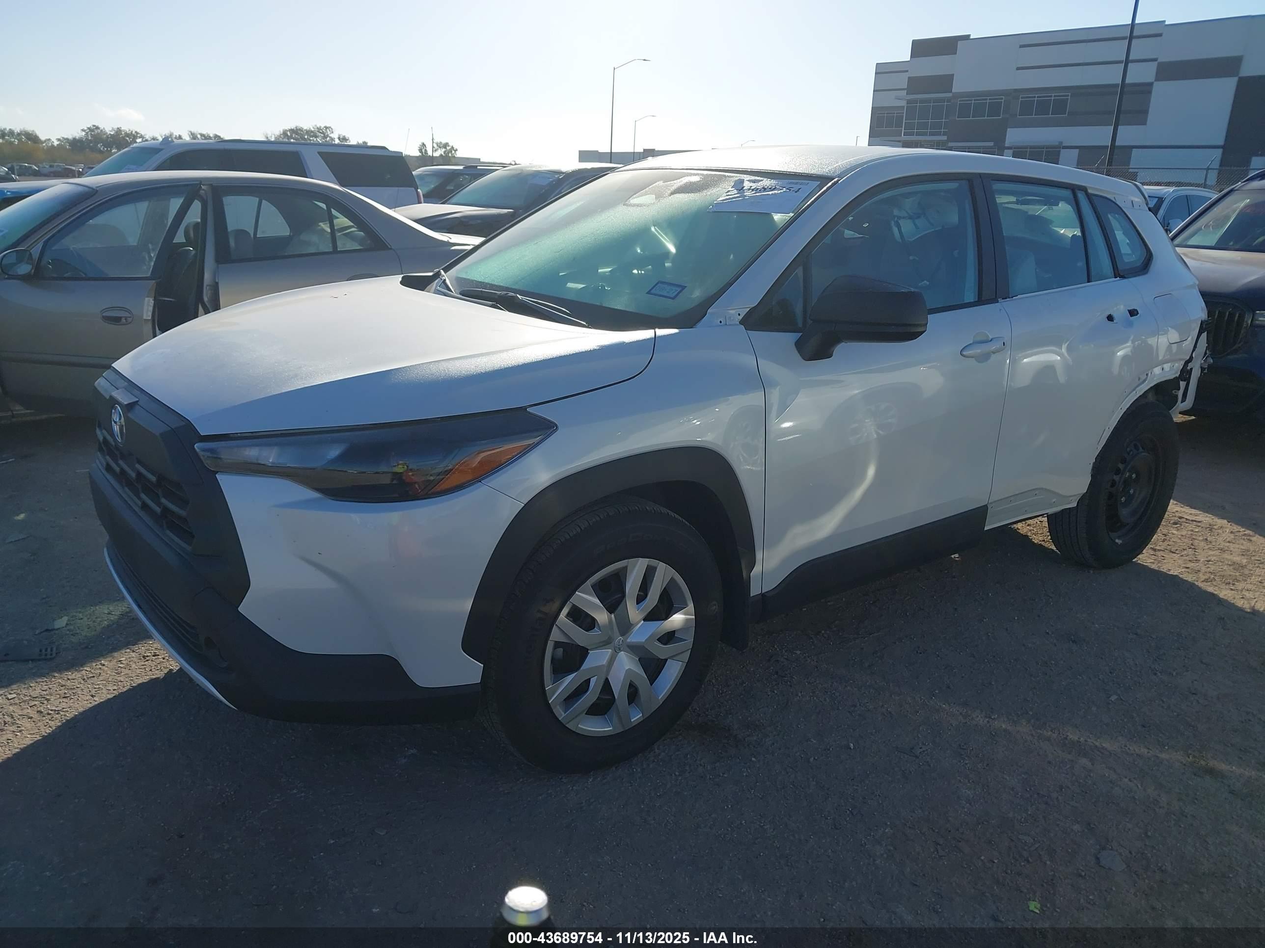 TOYOTA COROLLA image 2