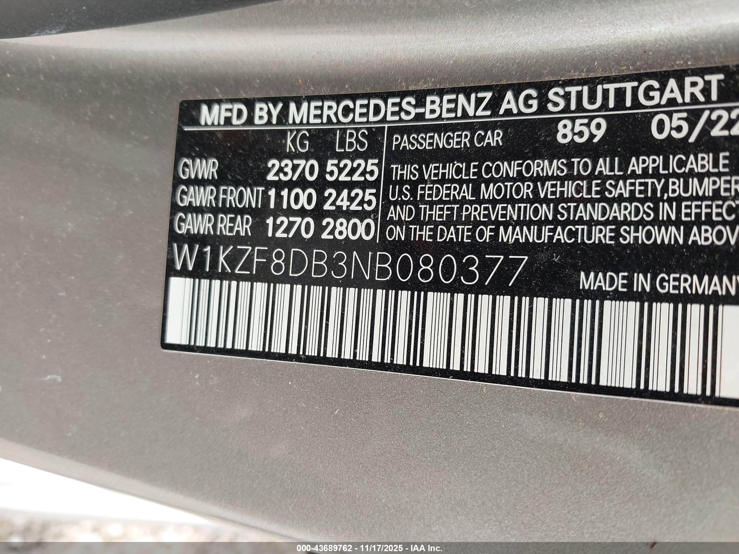 MERCEDES-BENZ E image 9